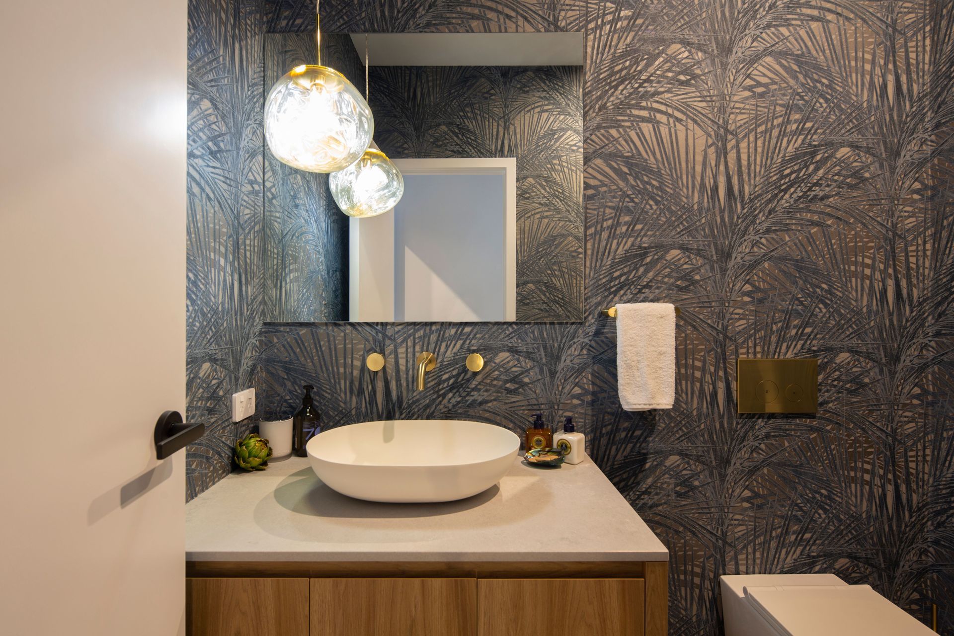 Florence Close, Queenstown Luxury House