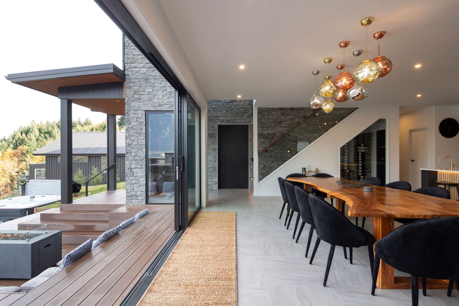 Florence Close, Queenstown Luxury House