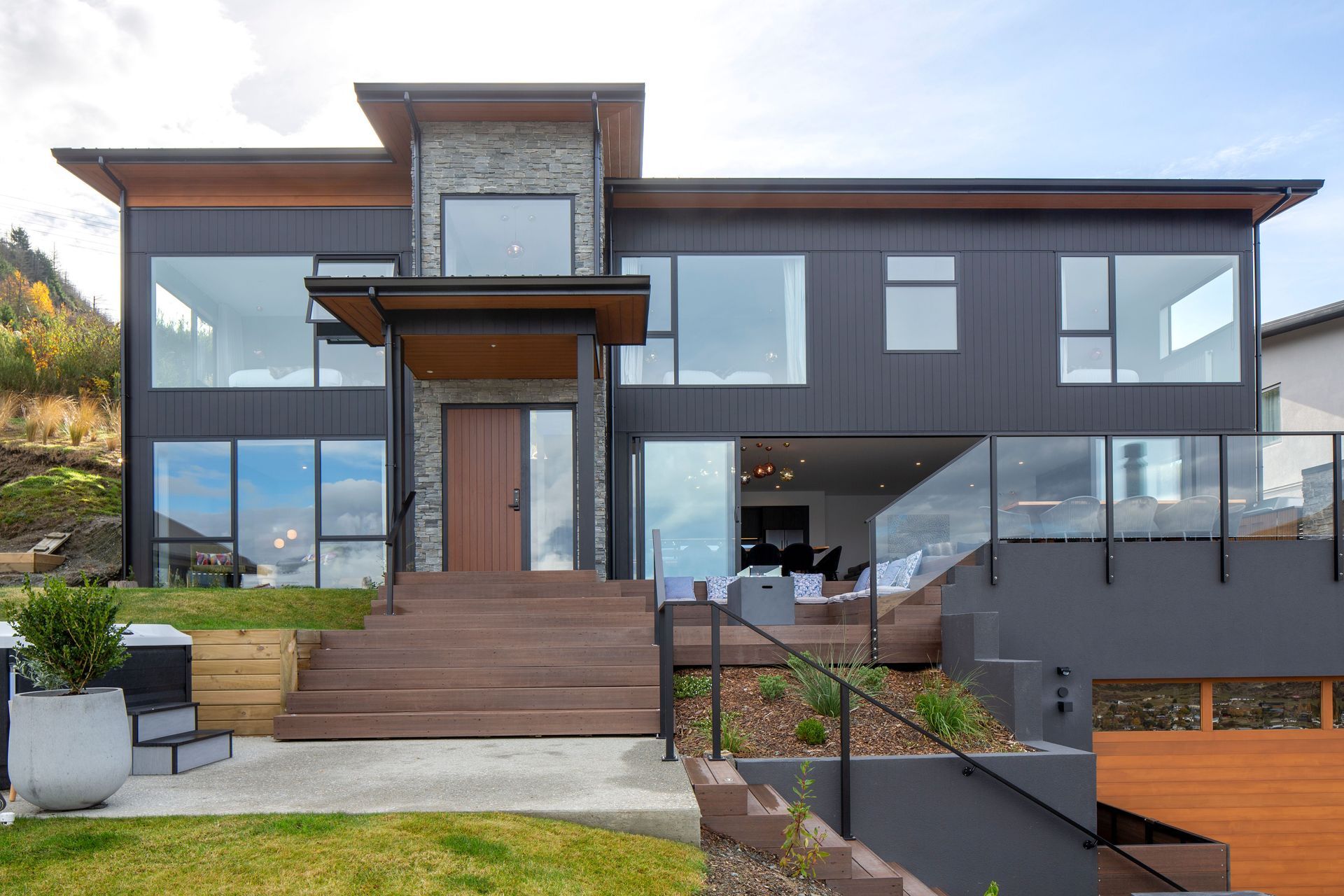 Florence Close, Queenstown Luxury House