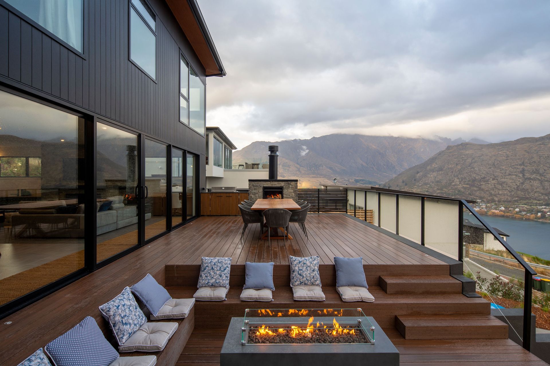 Florence Close, Queenstown Luxury House