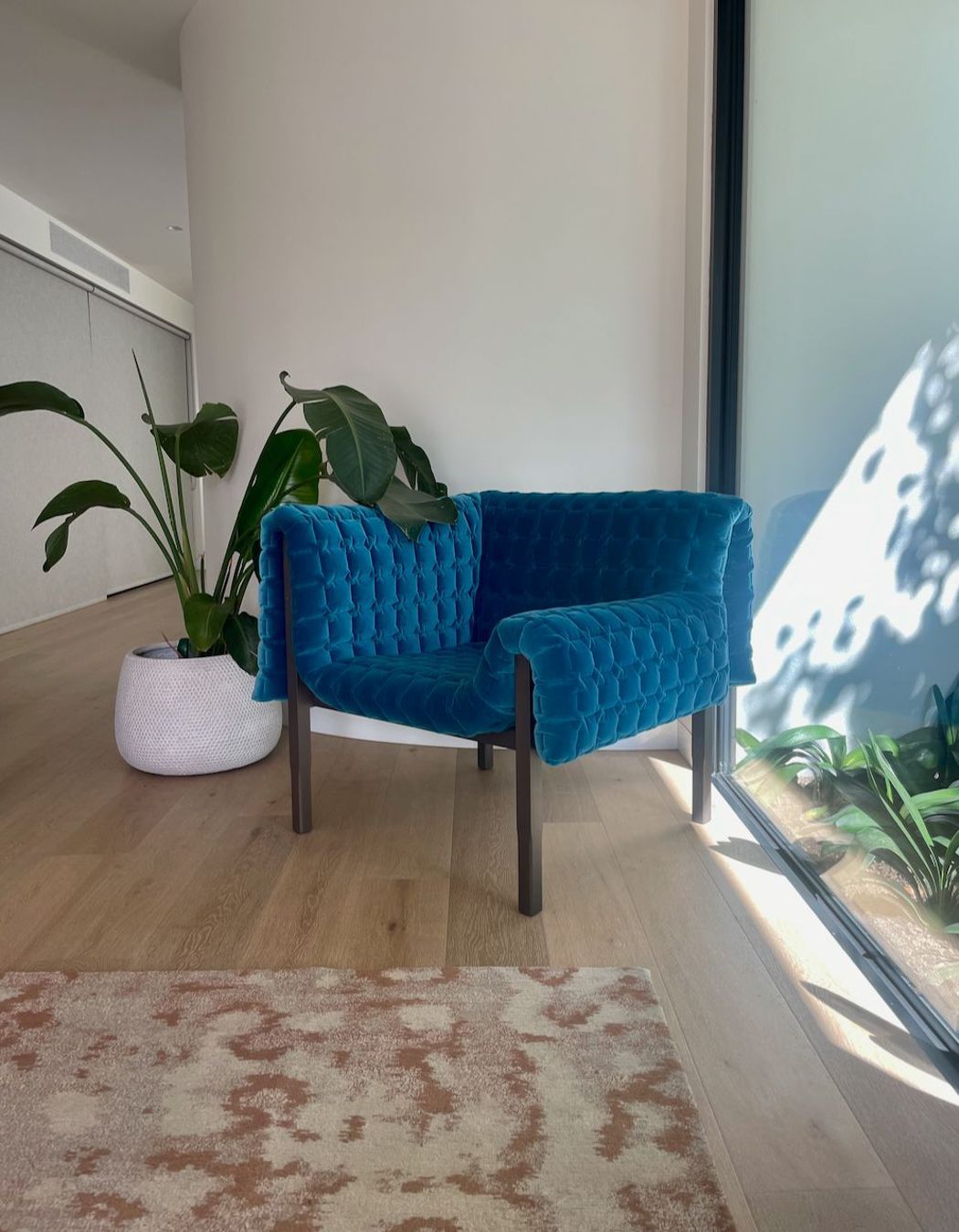 16-Shreeve-Ligne-Roset-Blue-Chair-v2.jpeg