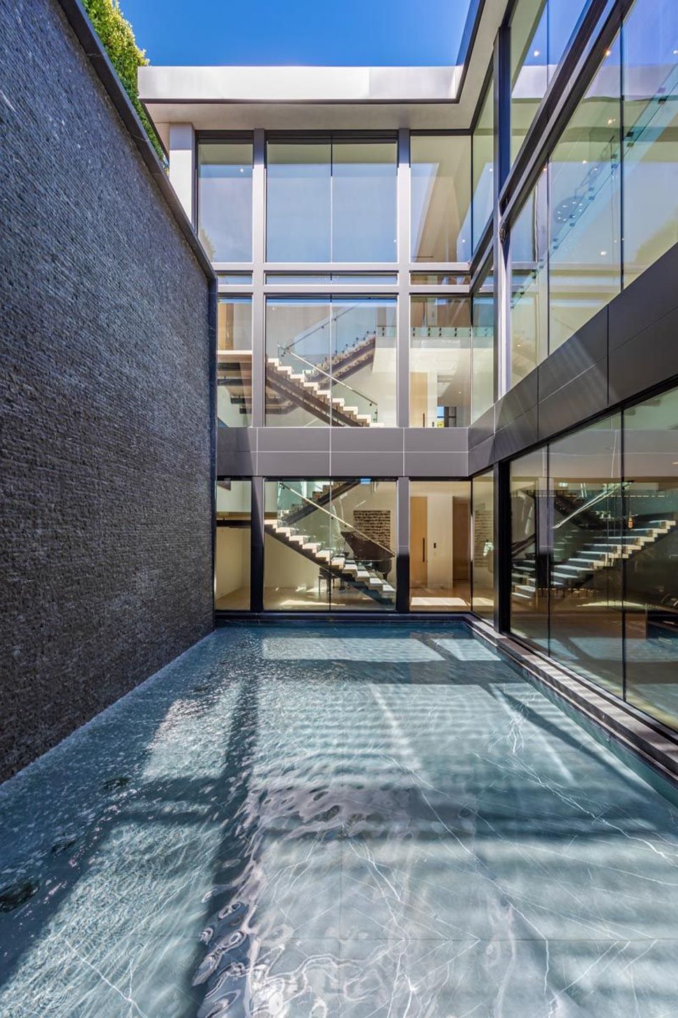 1601casaleroad012a.jpg