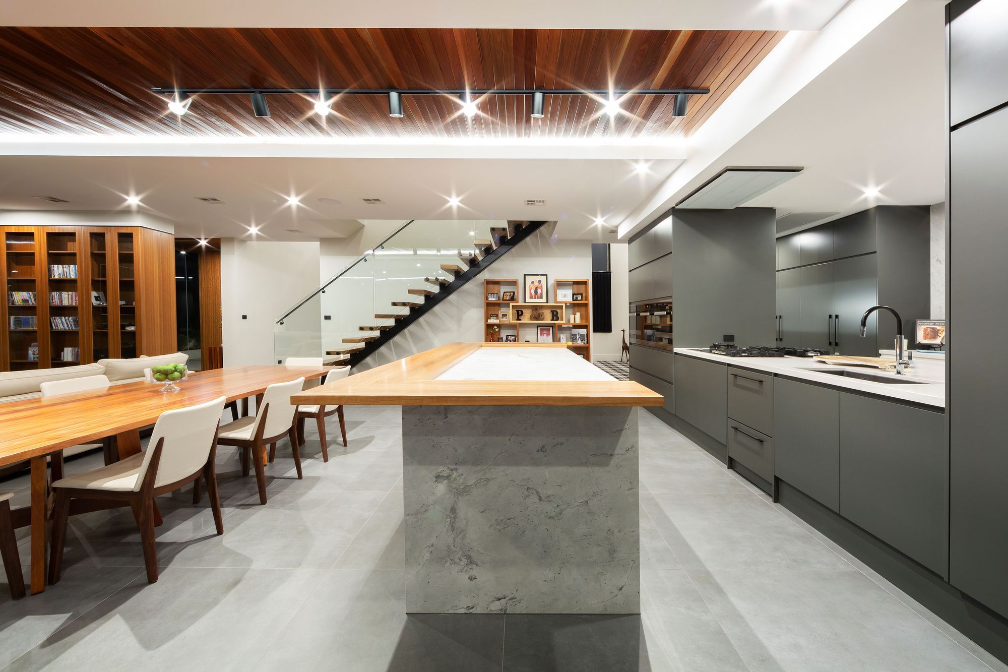 Howe Residence