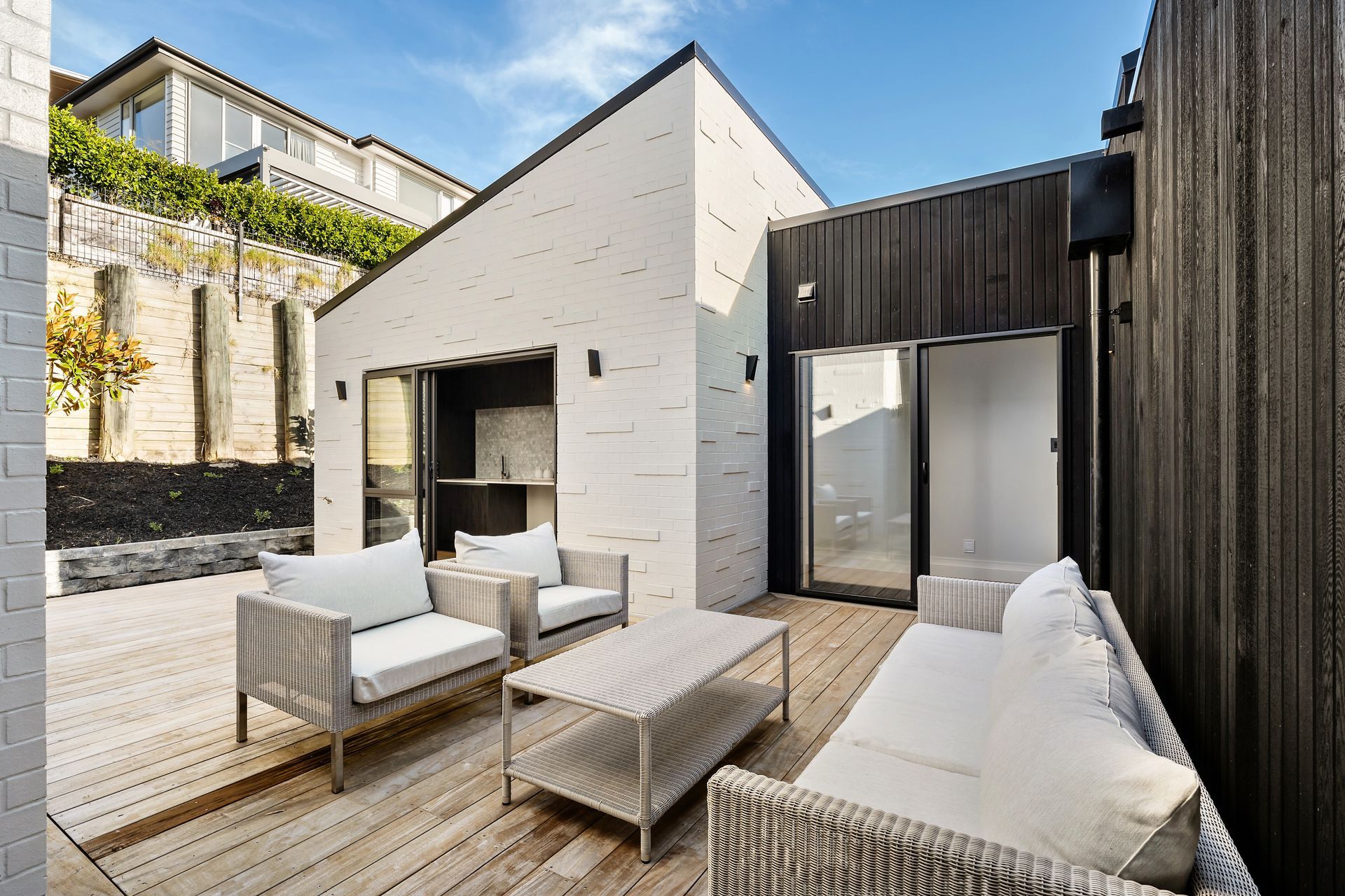 Colonial Drive, Silverdale