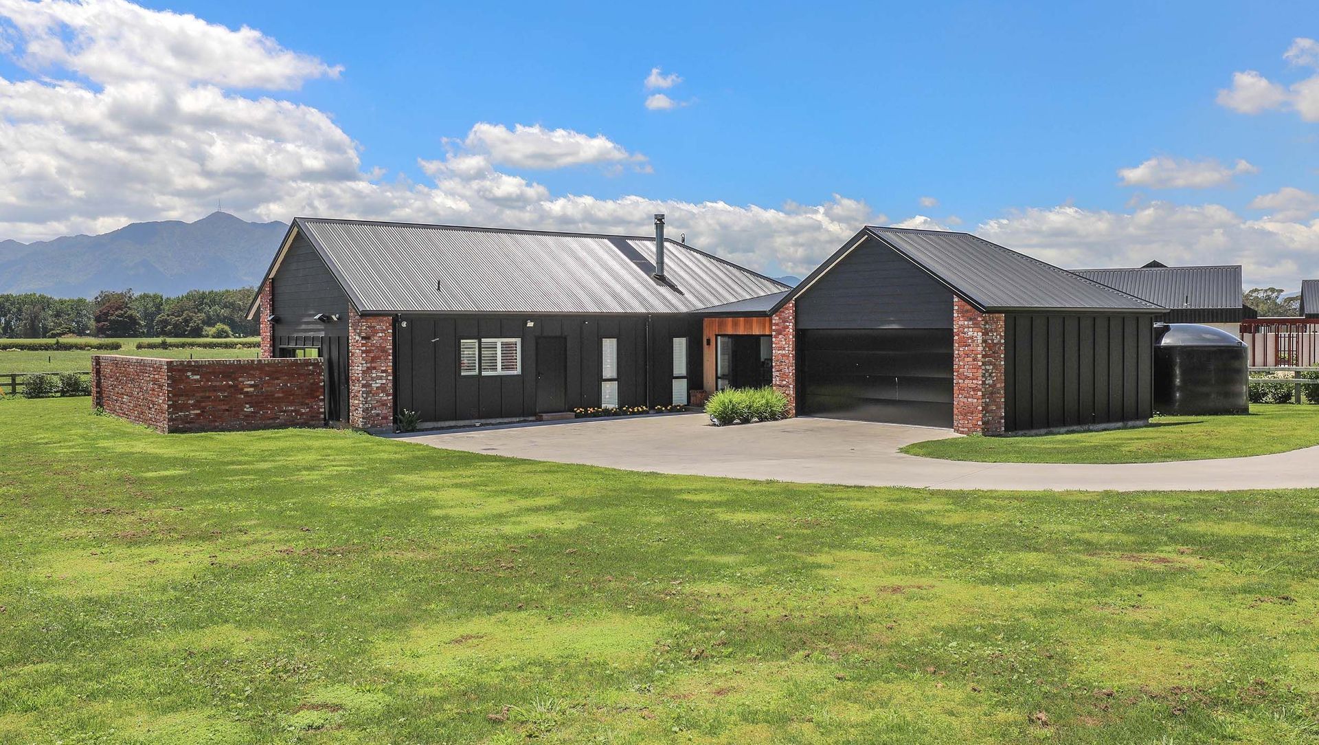 Sayer's Residence banner