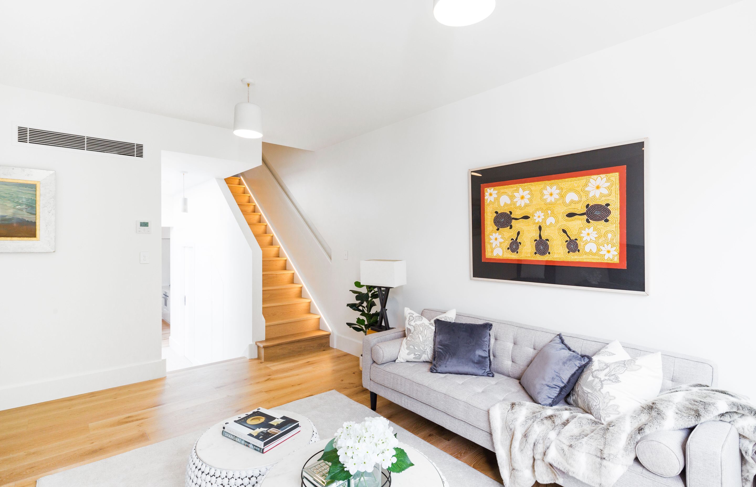 Home 10