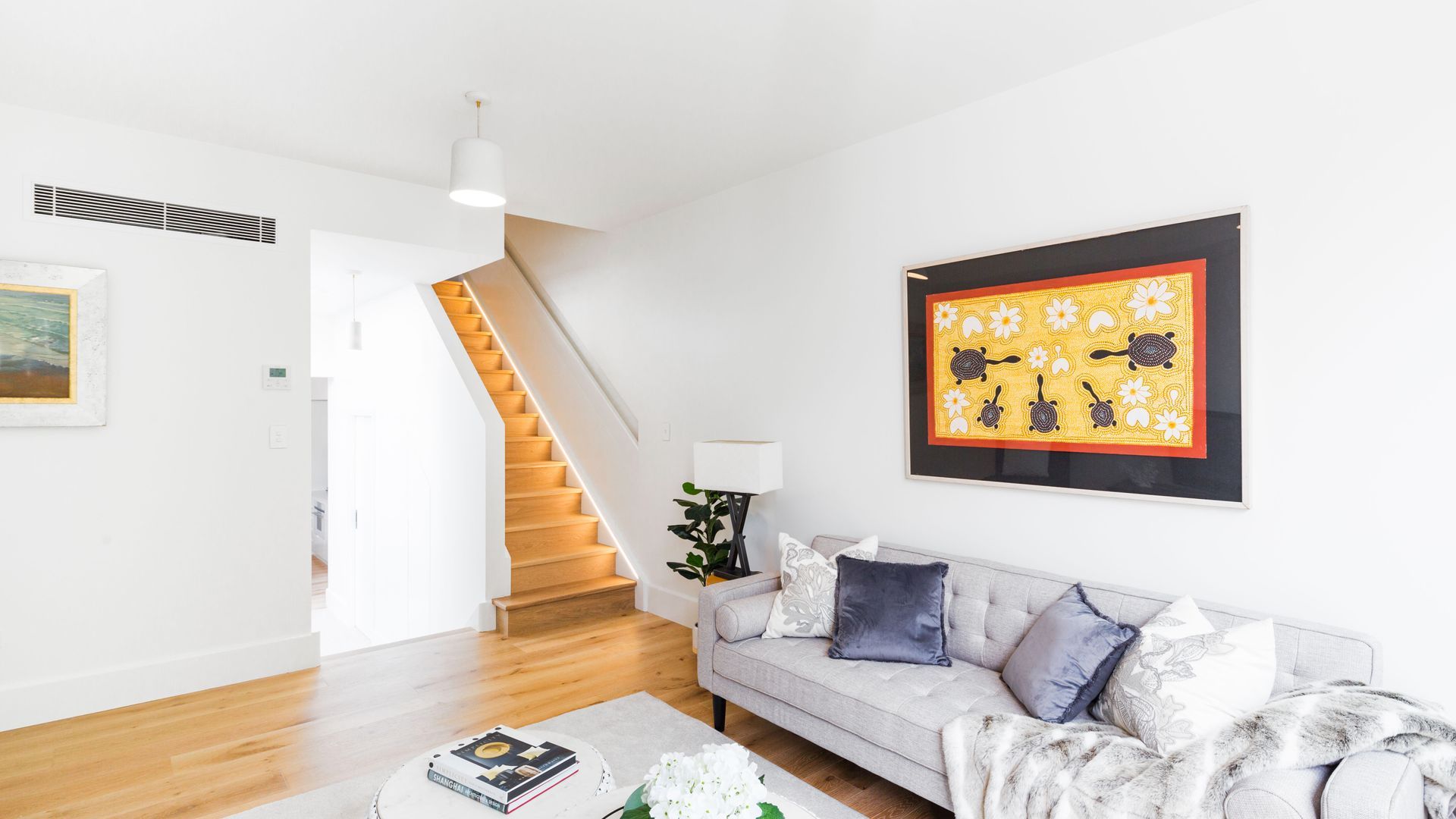 Home 5 banner