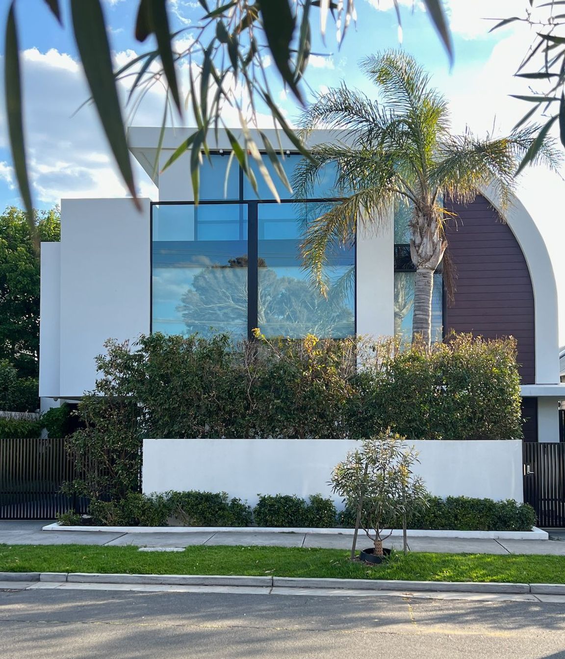 19-Shreeve-Exterior-House-v2.jpeg
