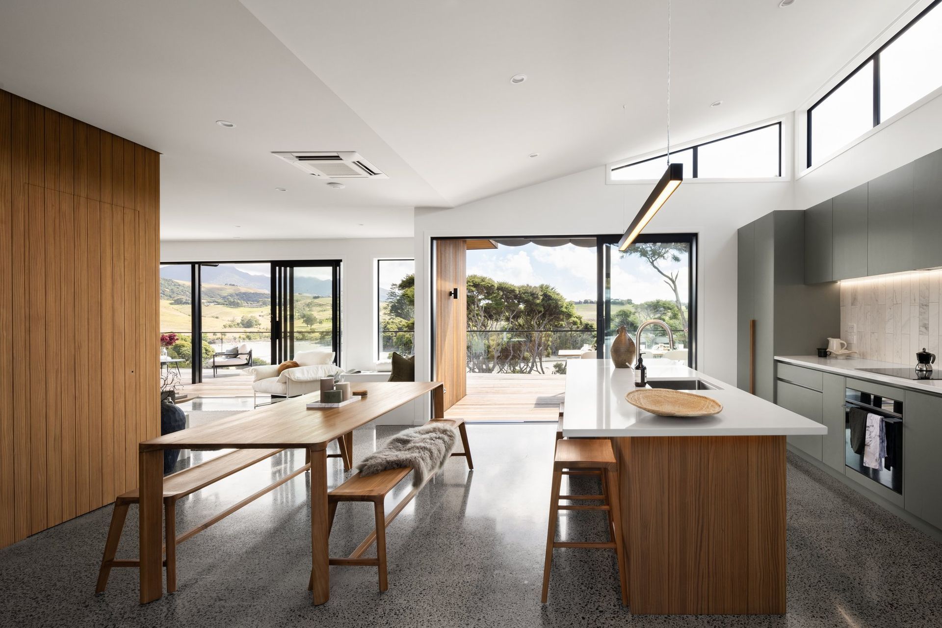 19-web-or-mls-inHouseAR55726.jpg