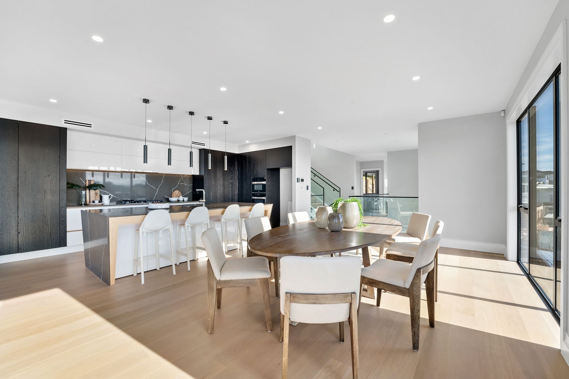 Colonial Drive, Silverdale