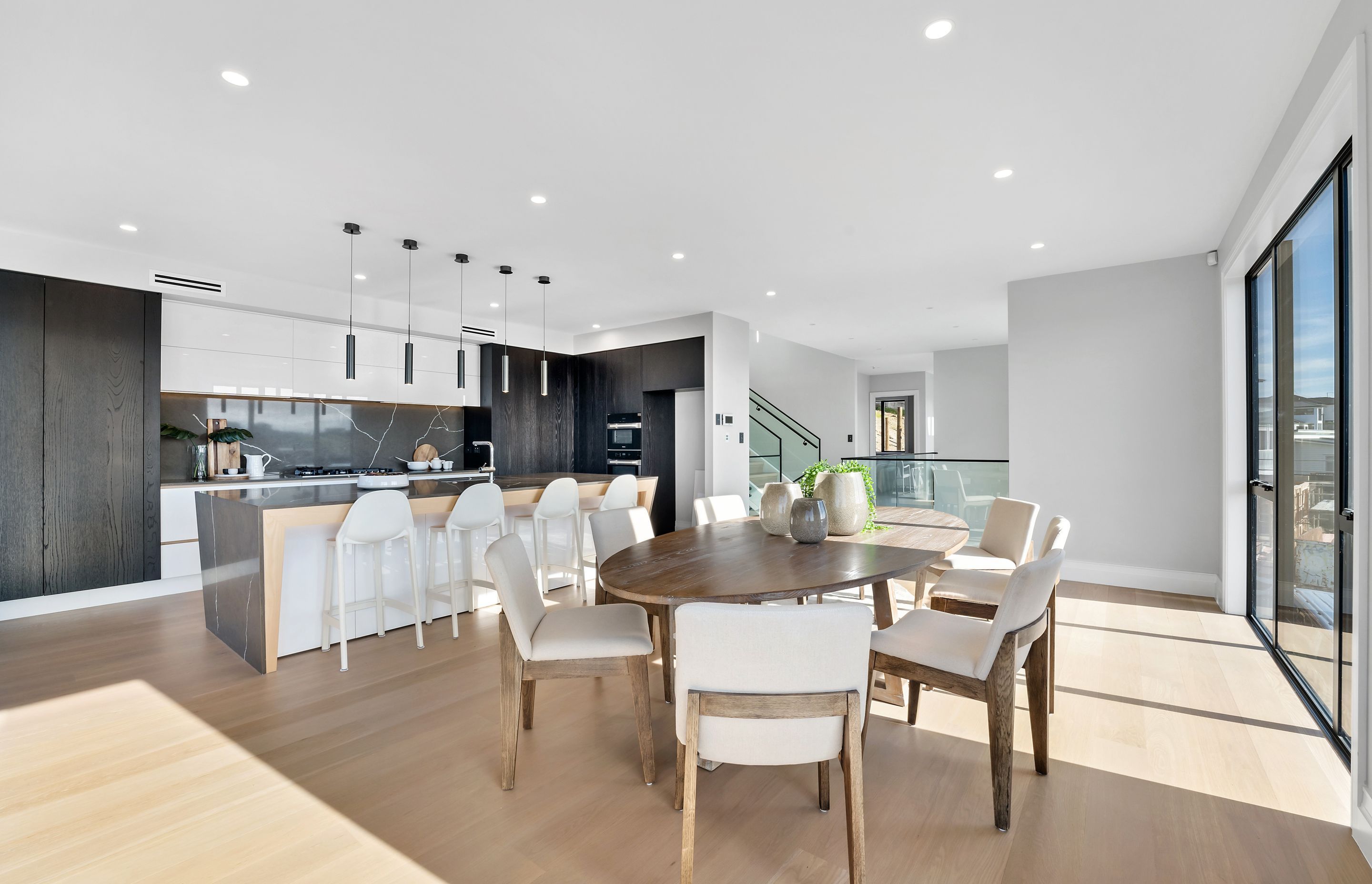Colonial Drive, Silverdale