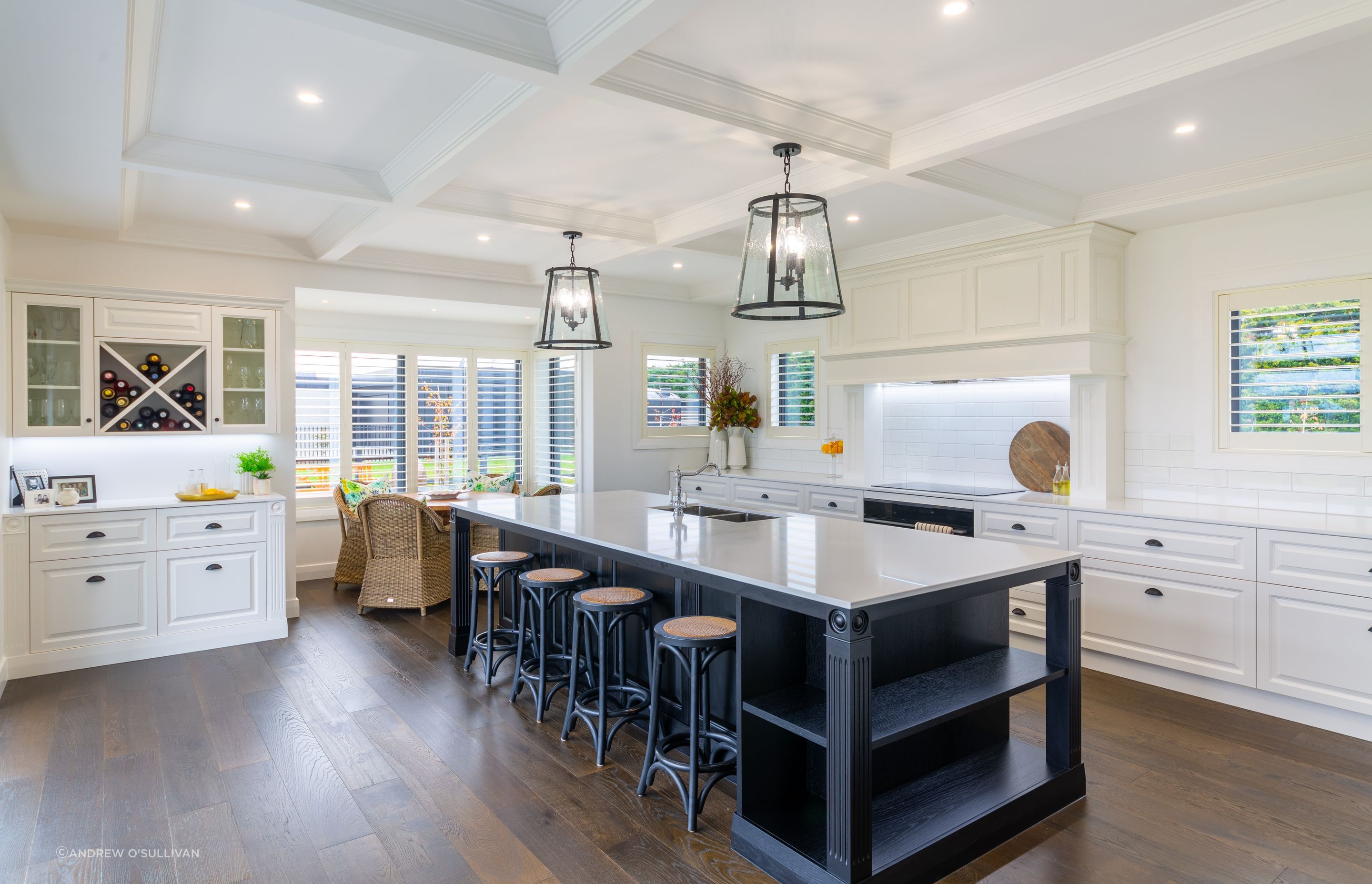 The panelling on the ceiling was achieved through the use of timber mouldings and pre-formed plaster products.