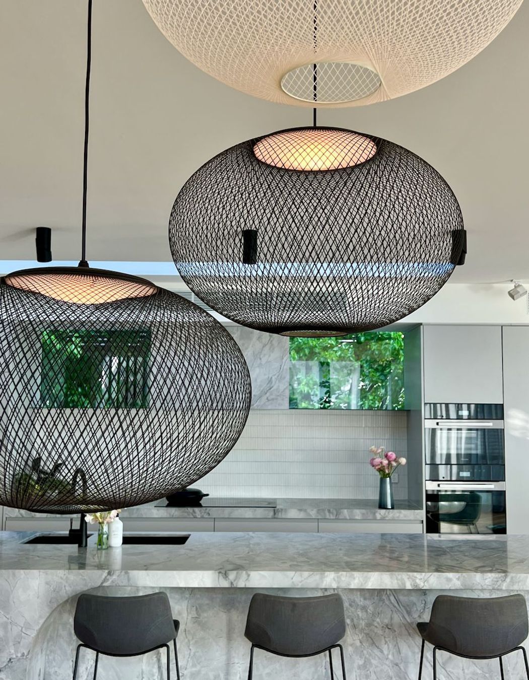 2-Shreeve-Moooi-Pendants-new-barstools.jpeg