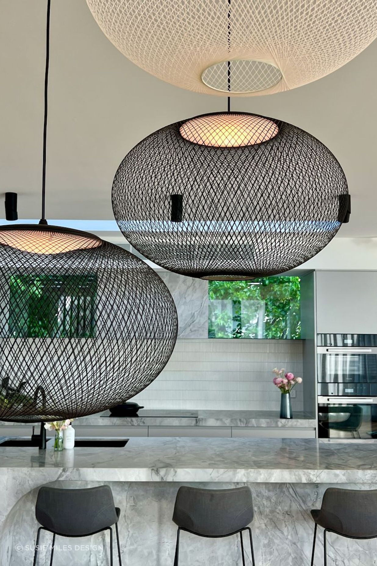 2-Shreeve-Moooi-Pendants-new-barstools.jpeg