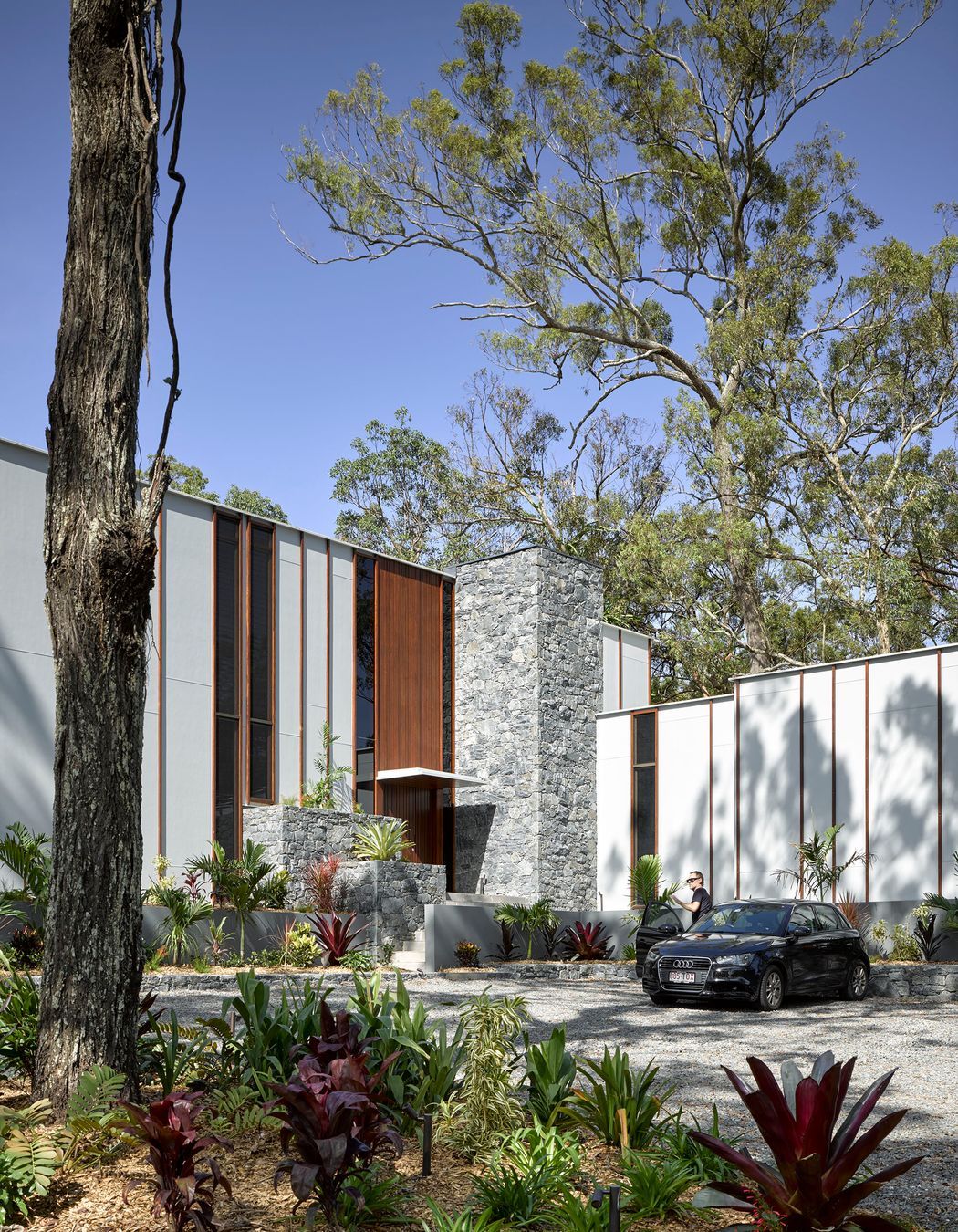 J&J RESIDENCE
