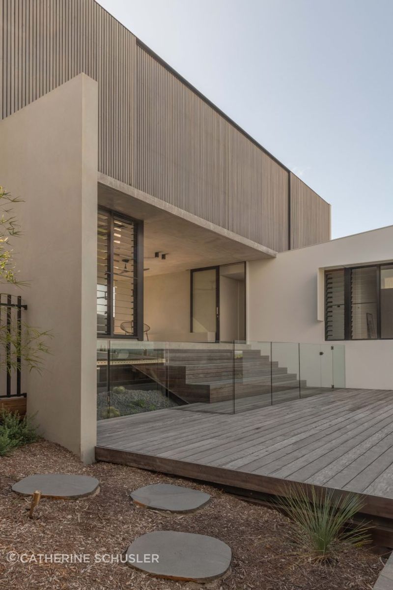 20240202ZOOIPeregianBeachHouse01S.jpg