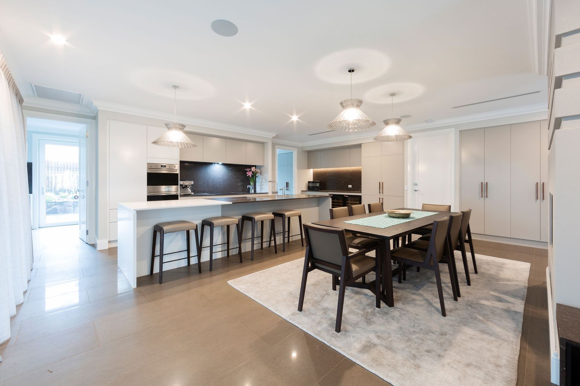 The Krishna, Yarralumla