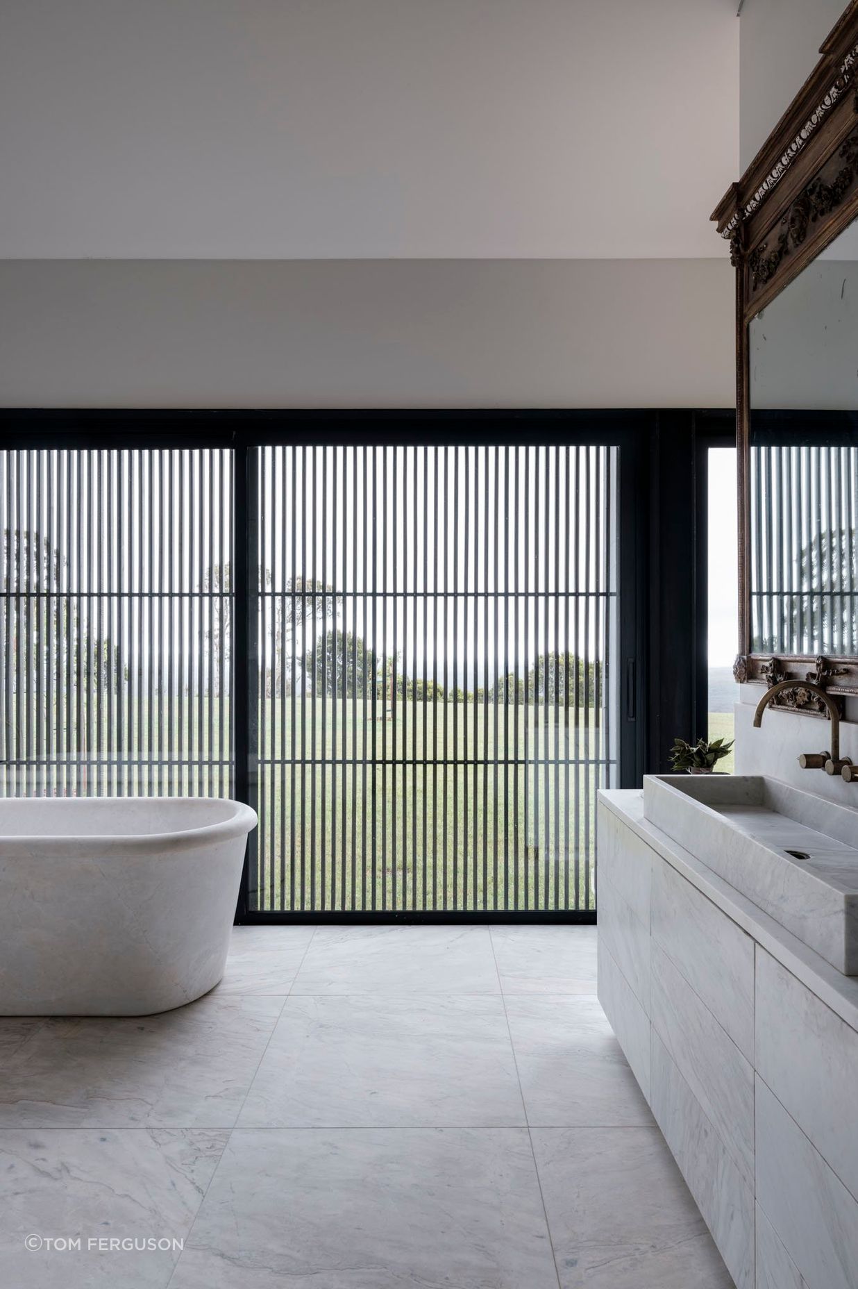22TFPhotoLukeMoloneyHighlandsHouse0392PS.jpg