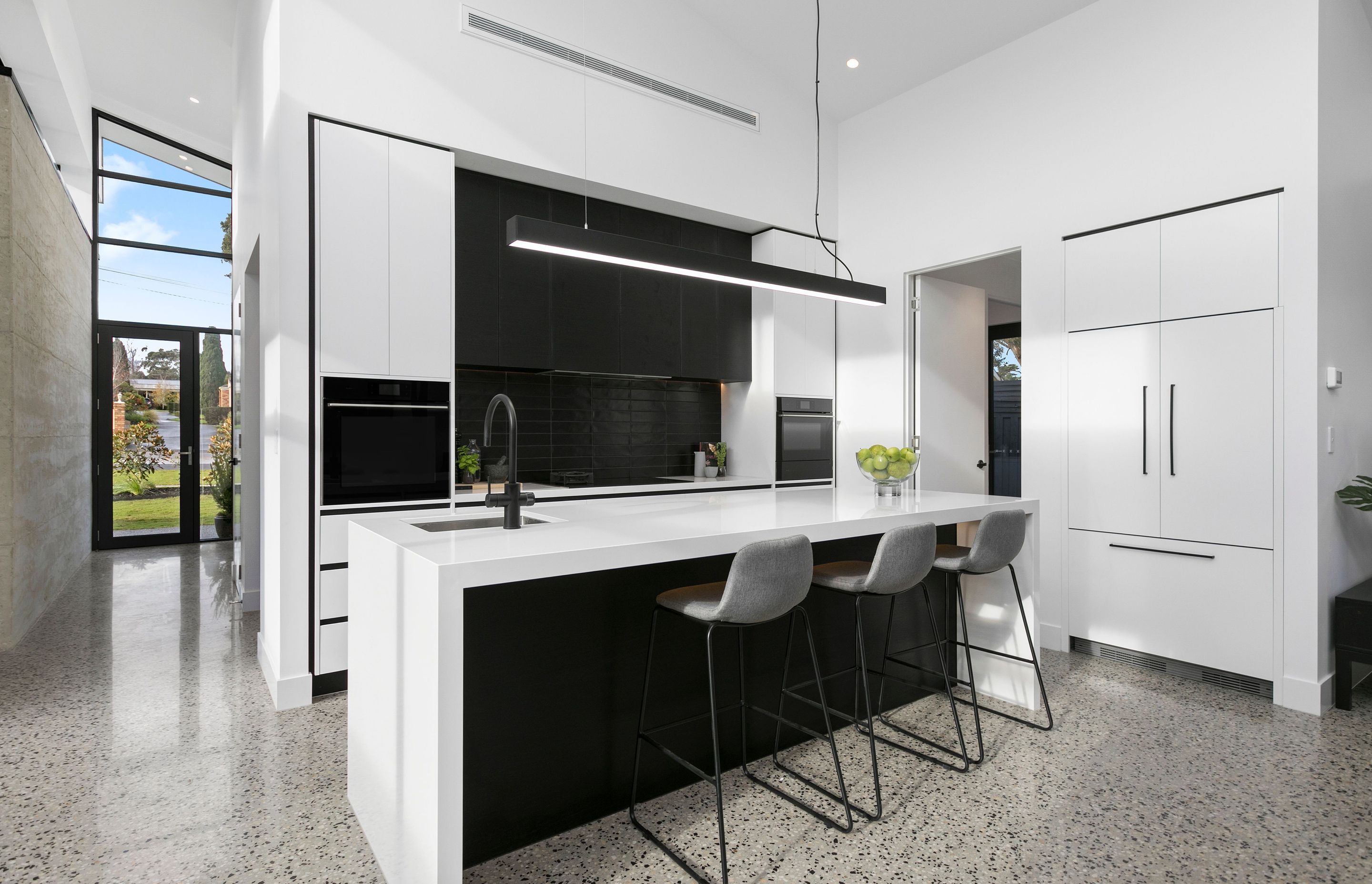 23 Nelson, Mornington