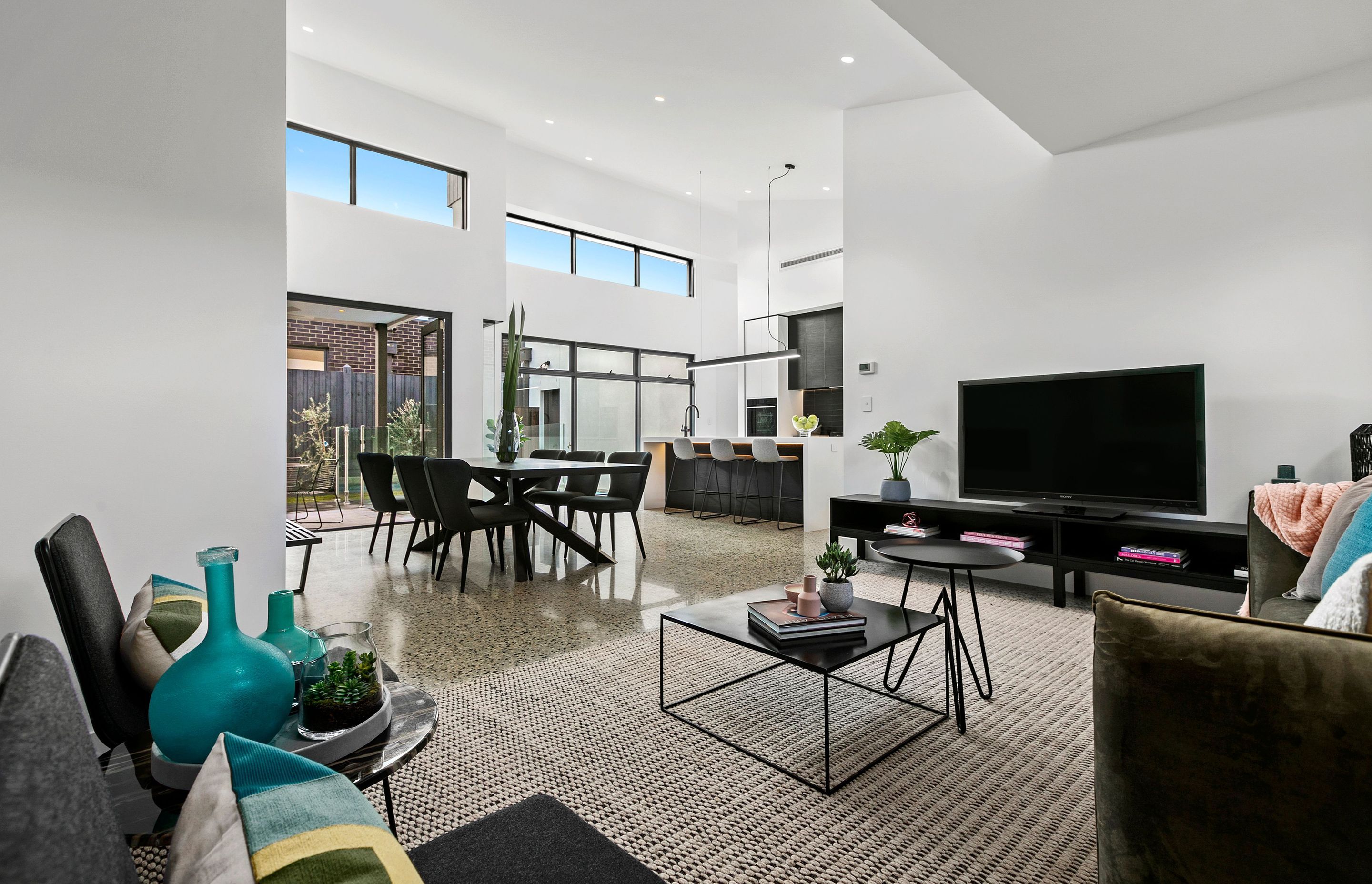 23 Nelson, Mornington