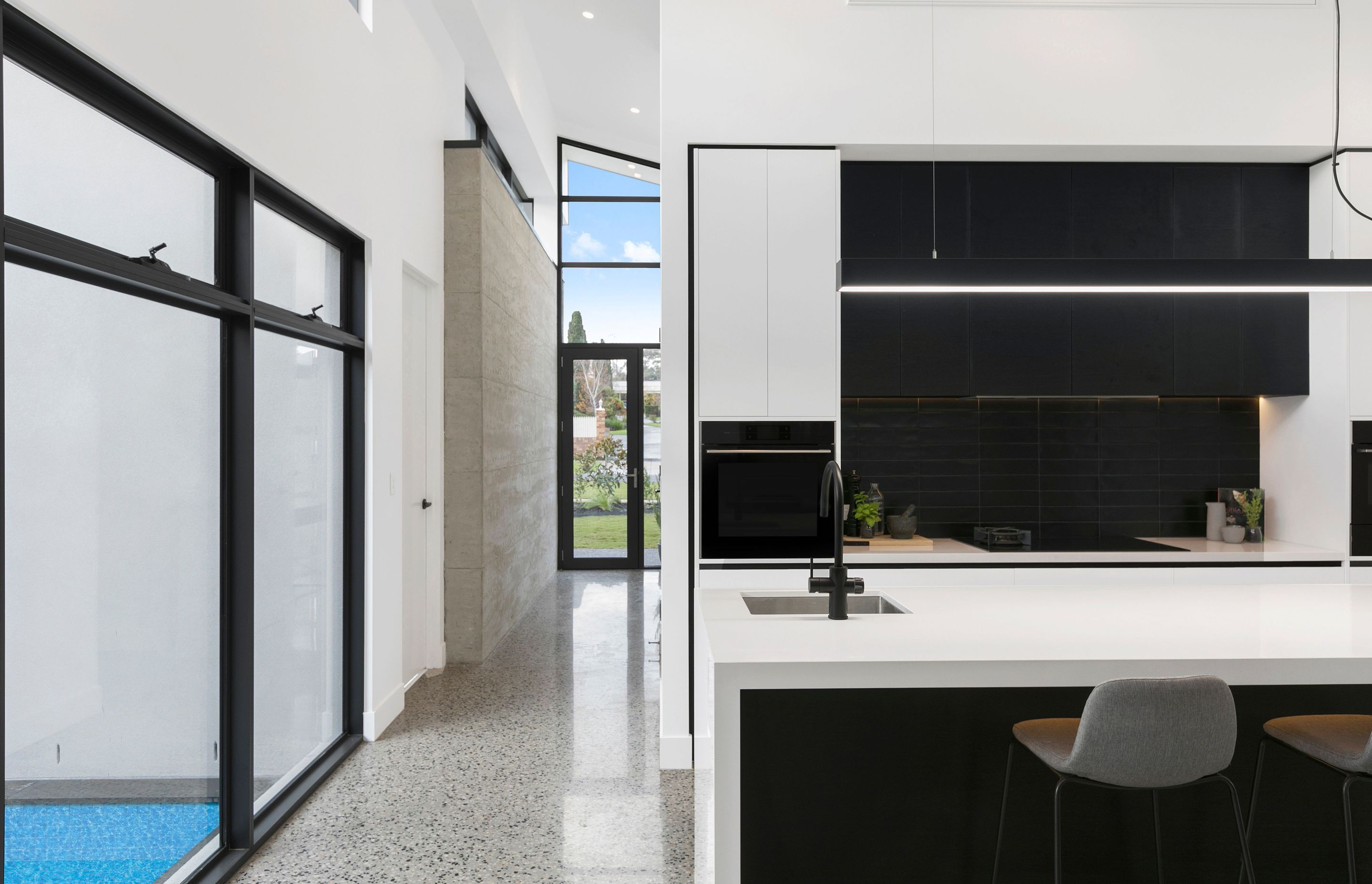 23 Nelson, Mornington