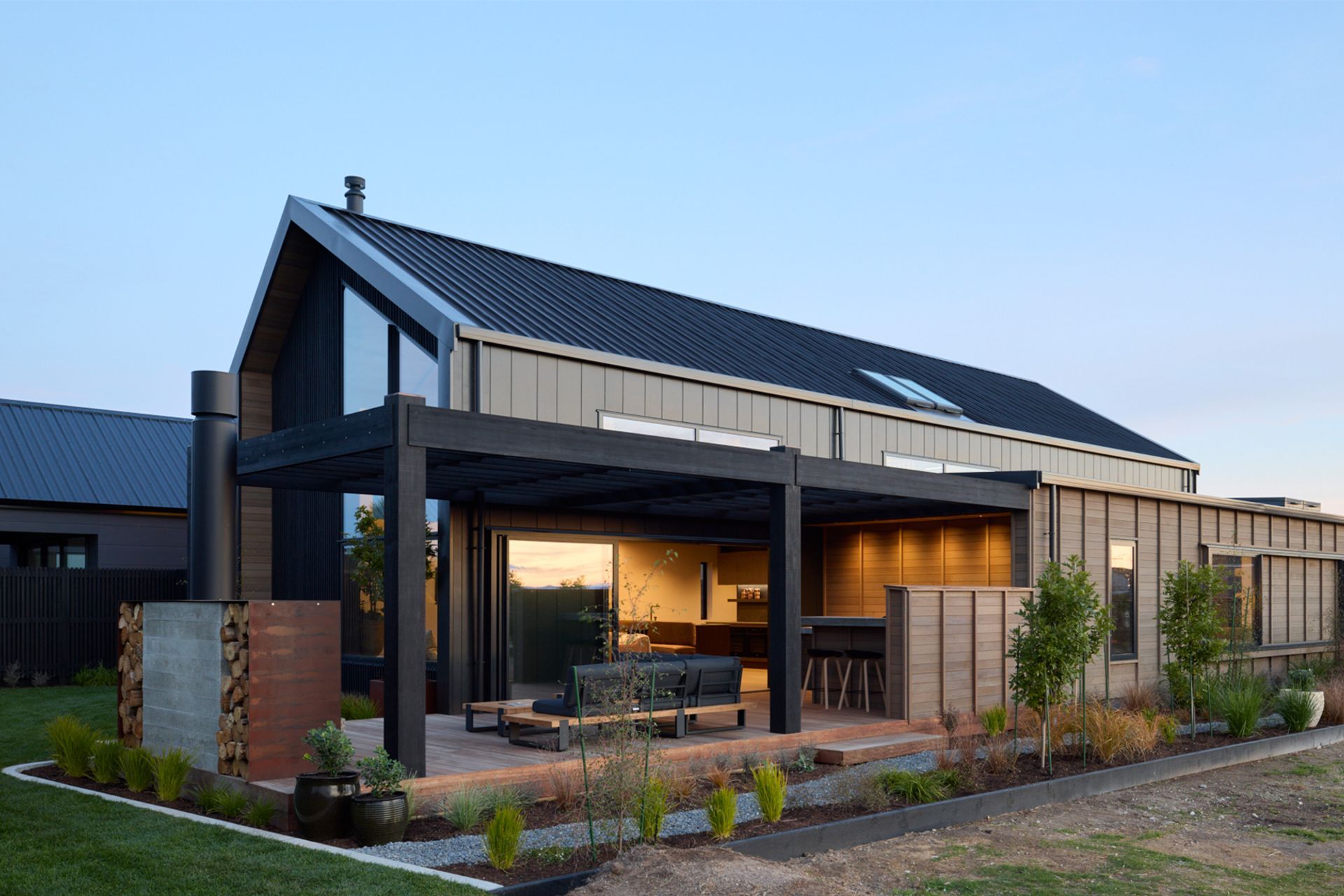 23027-DB-Taupo-showhome-external-side.jpg