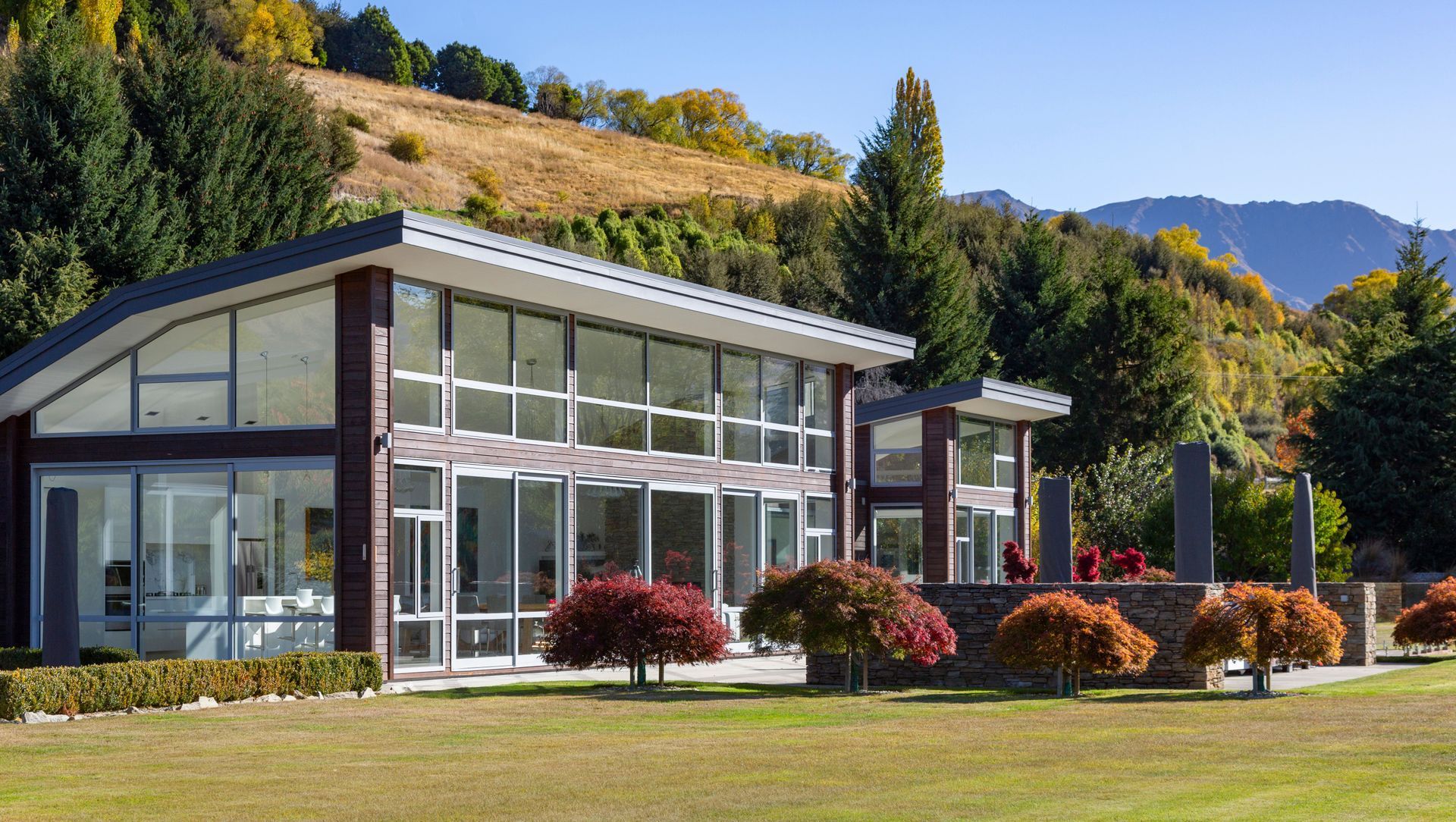 DCD Tucker Beach | Autumn in Queenstown banner