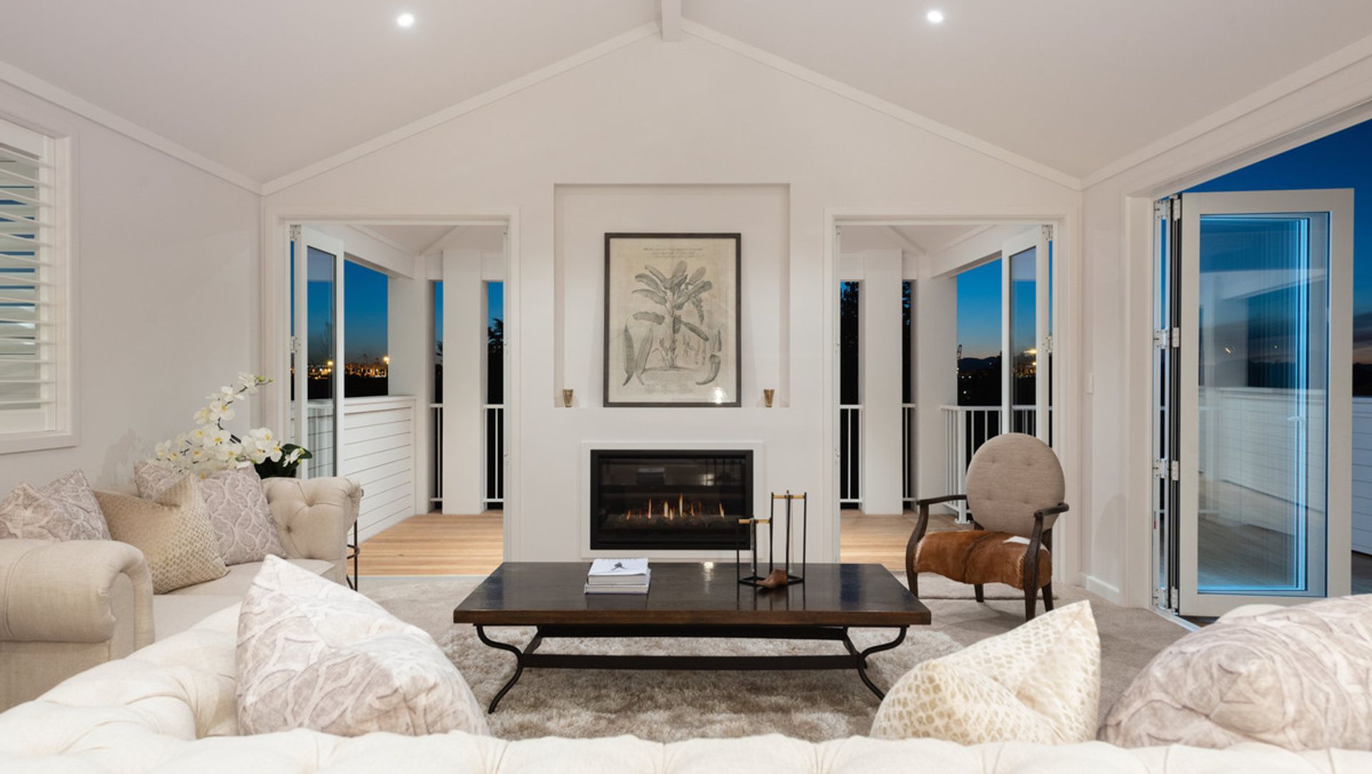 Raffles Luxury, Mount Maunganui banner