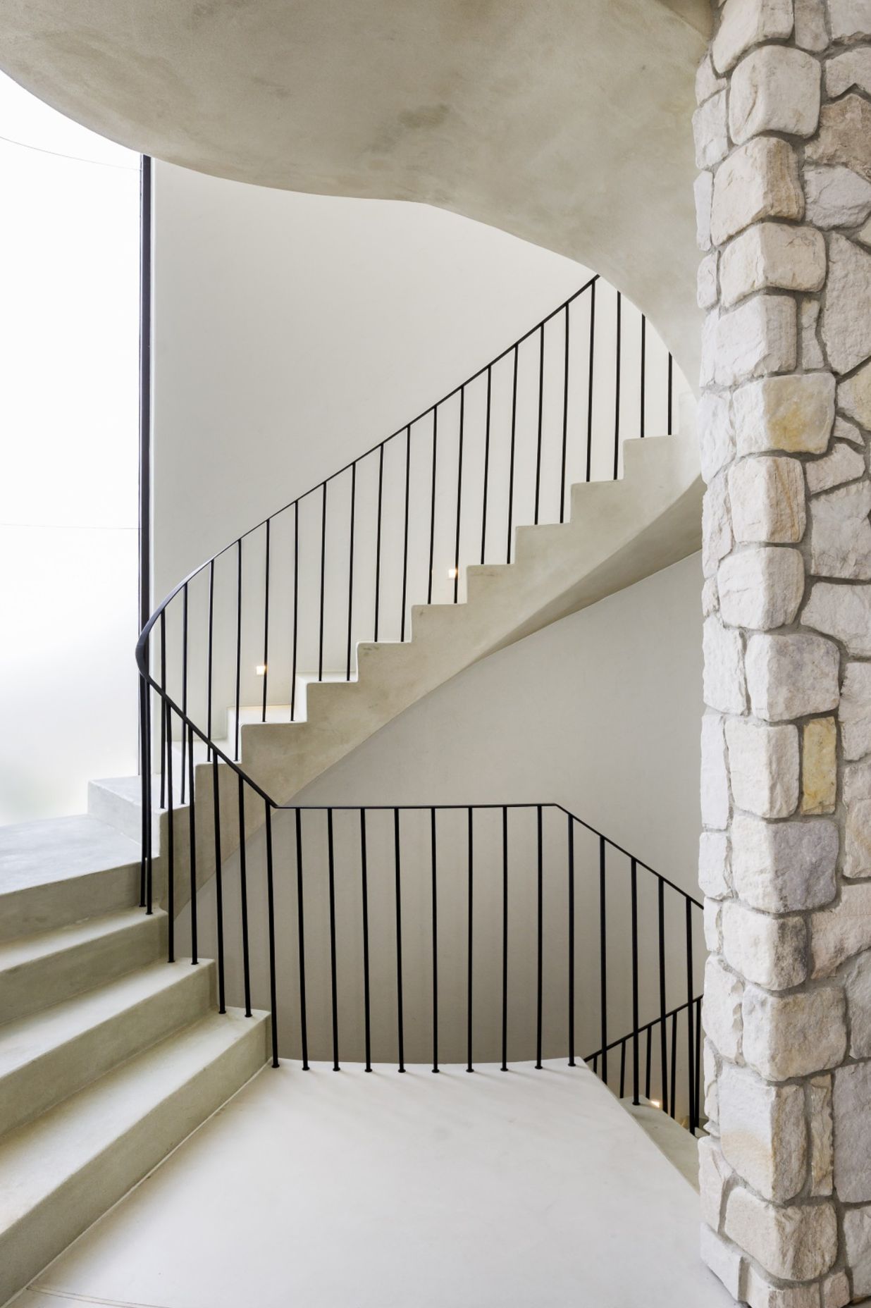 Clairvaux Wall Cladding | RNB Property Group | Maxine Scalabrino-Fine Architect | Green Coast Landscapes