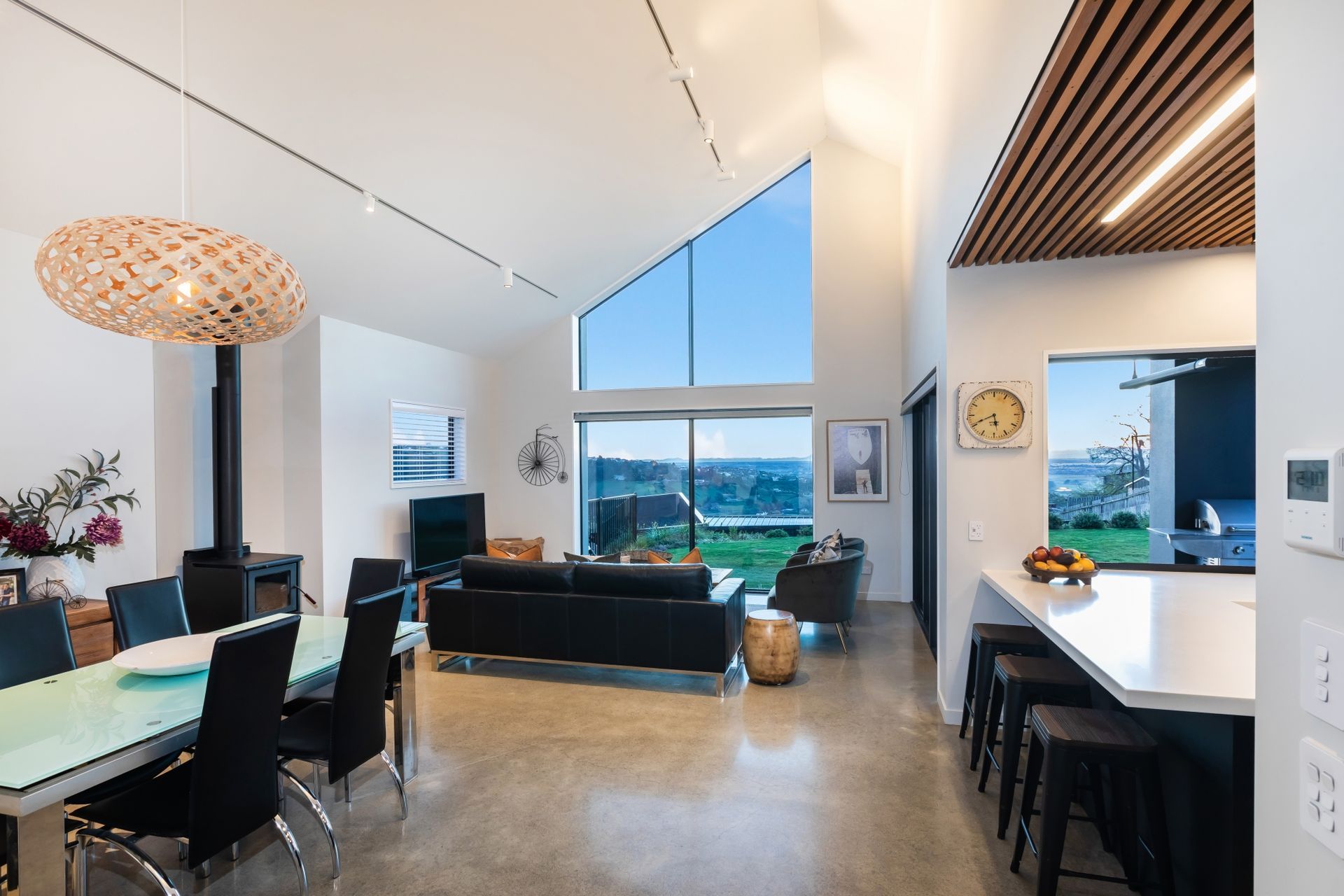 Cashmere - A view to Adventure