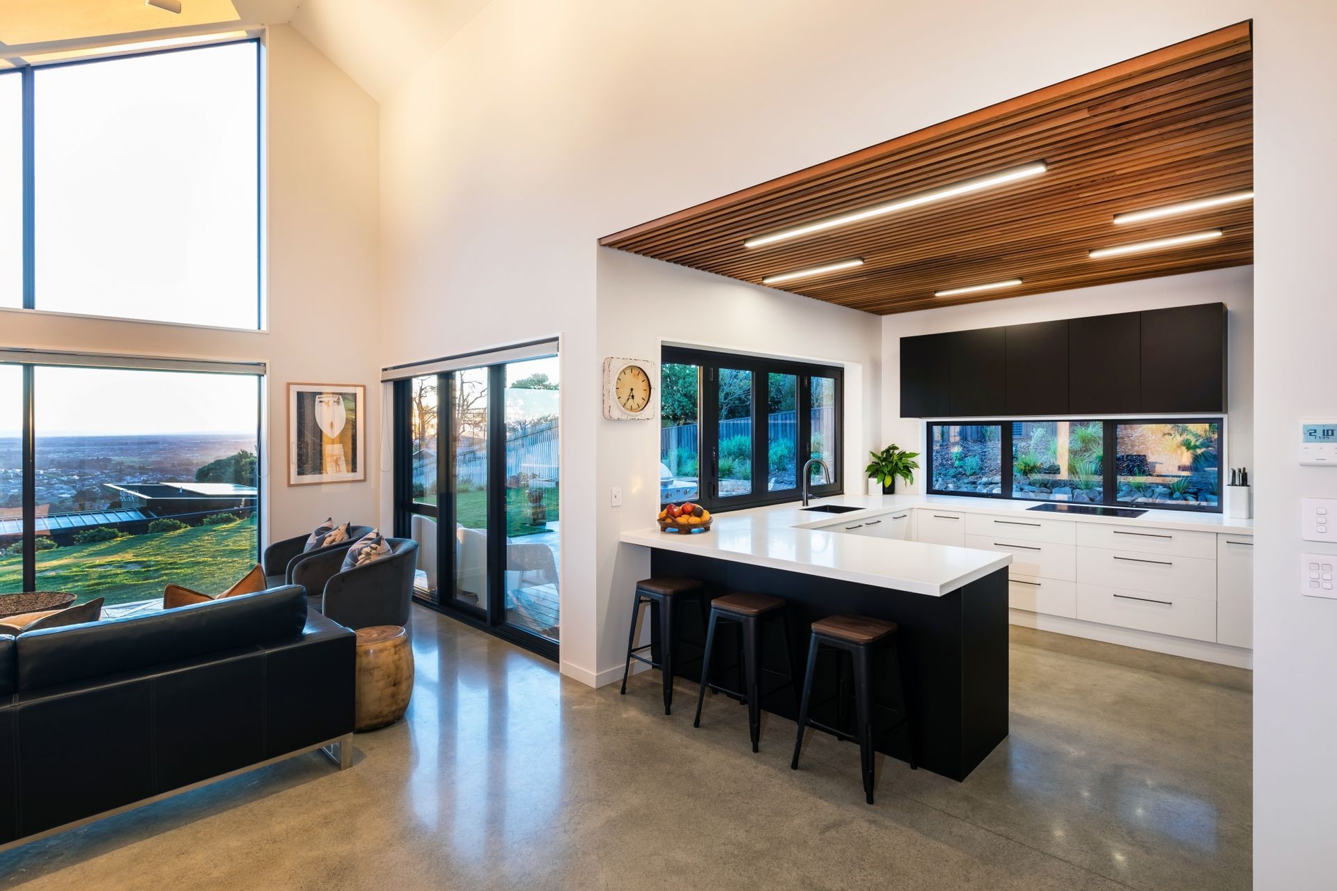 Cashmere - A view to Adventure