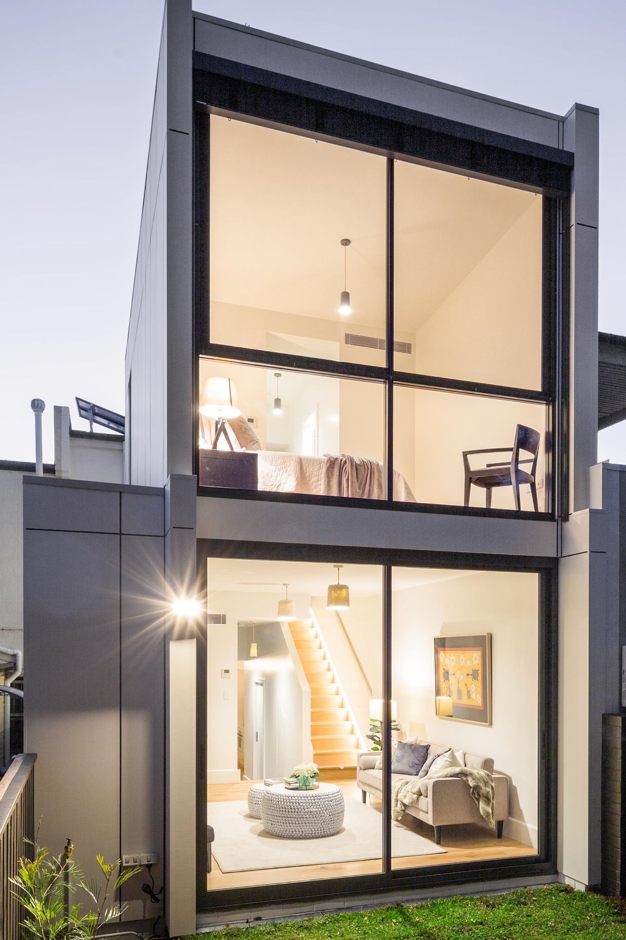 Home 10