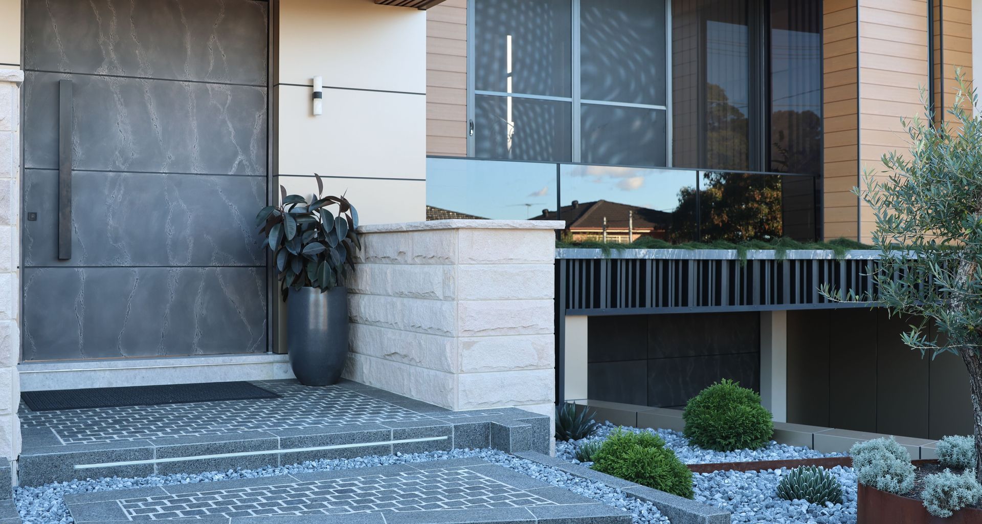 Killara | Graphite Rose Skide Finish banner
