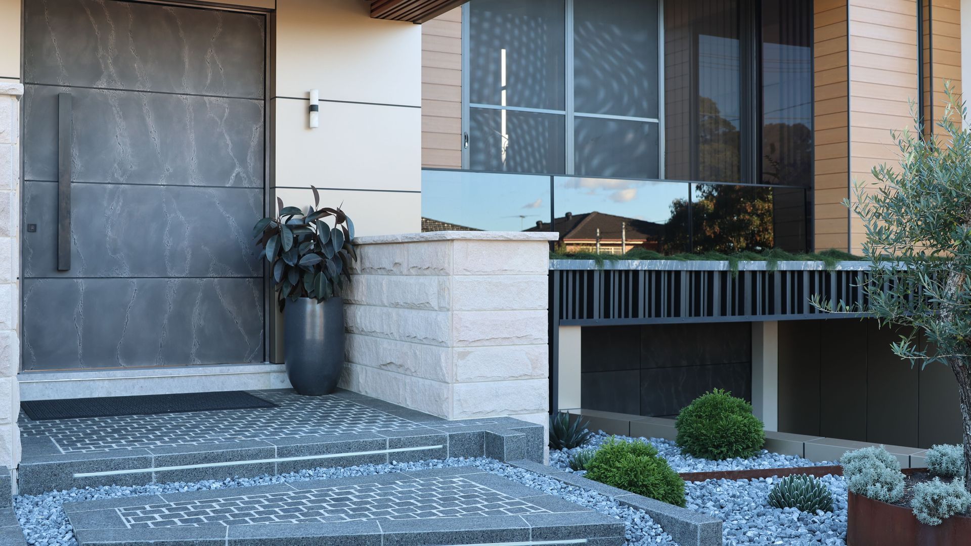 Killara | Graphite Rose Skide Finish banner