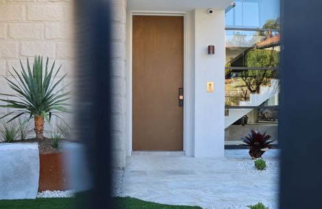 Hunters Hill | Bronze Aged Finish