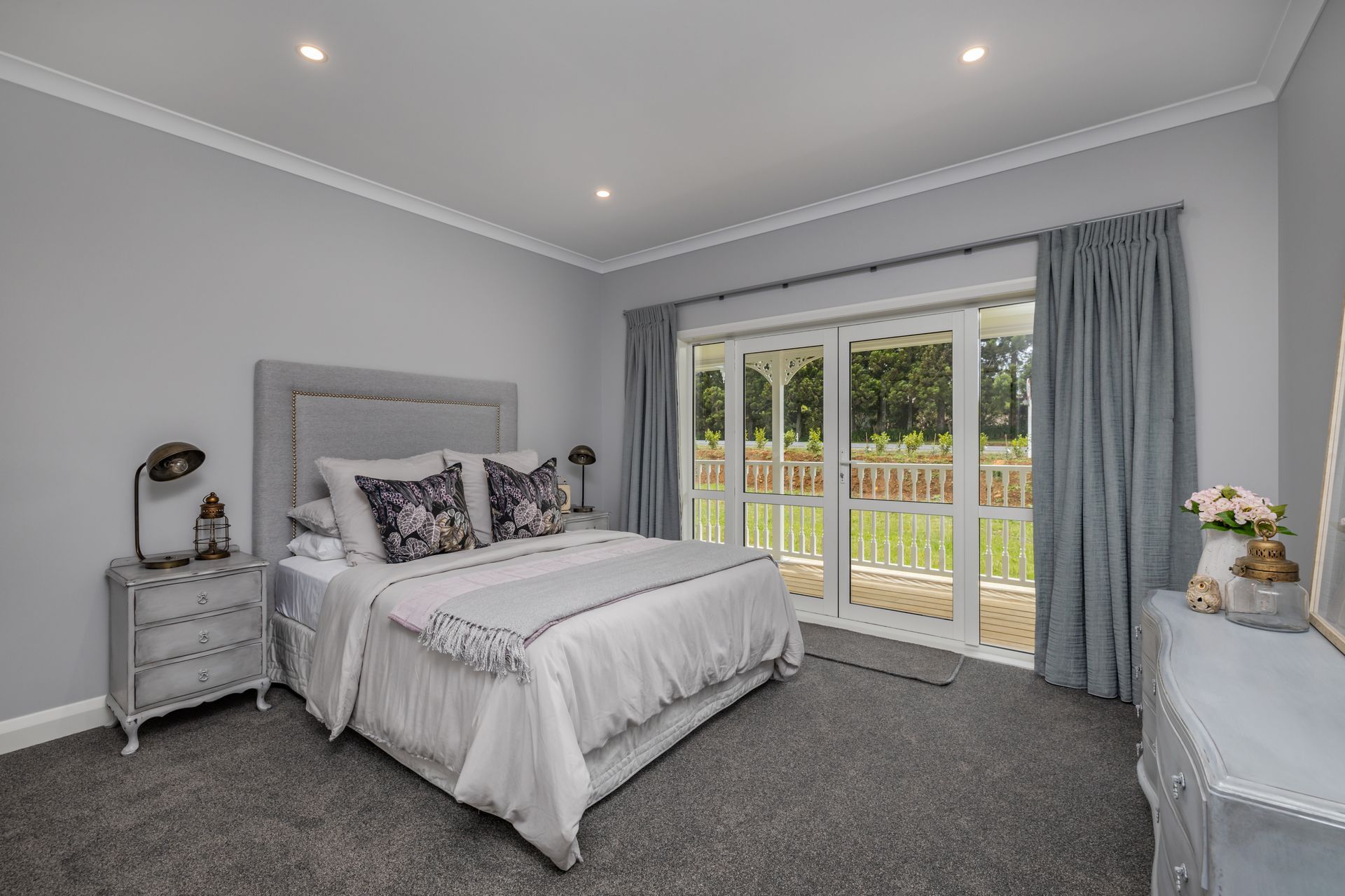 Bayswater + Garage - Far North