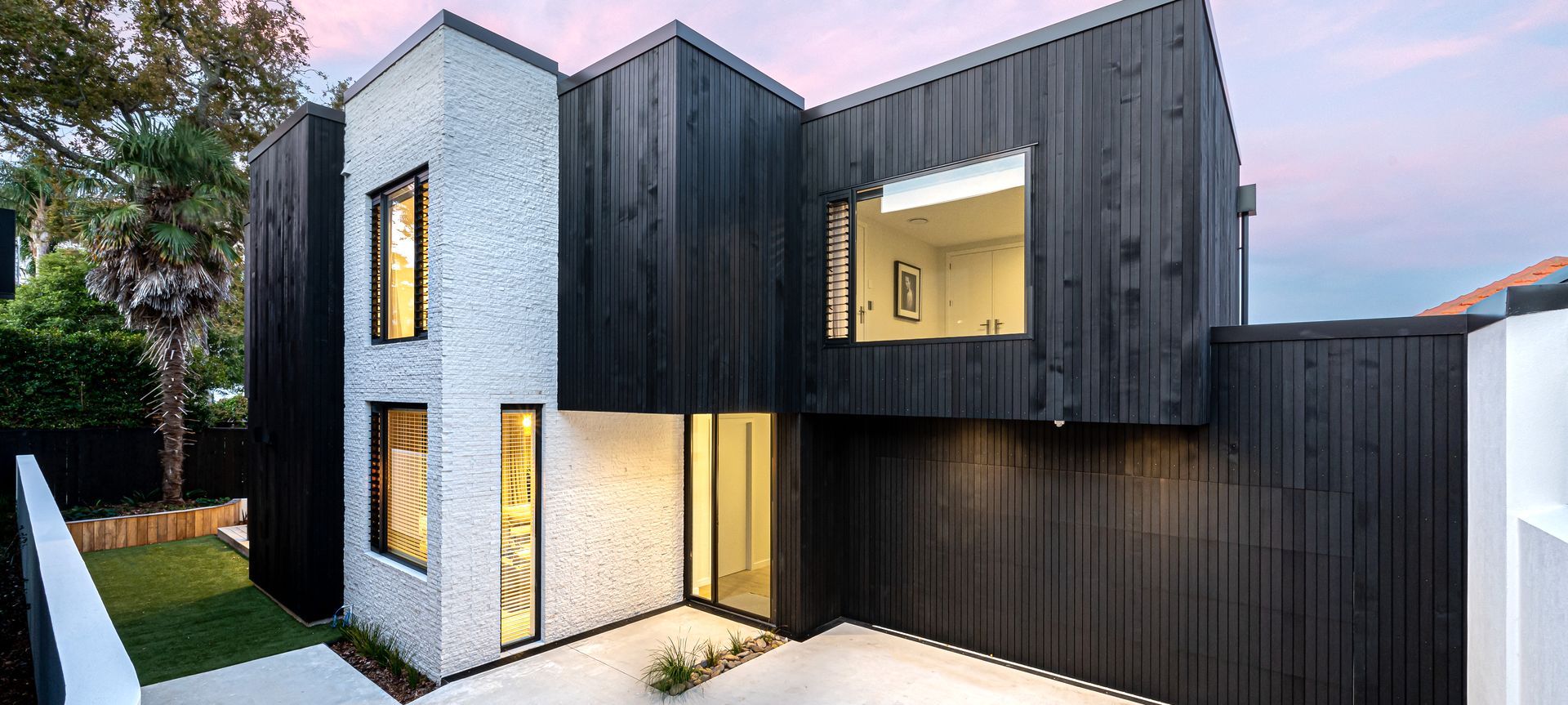 Modern Urban beachside living banner
