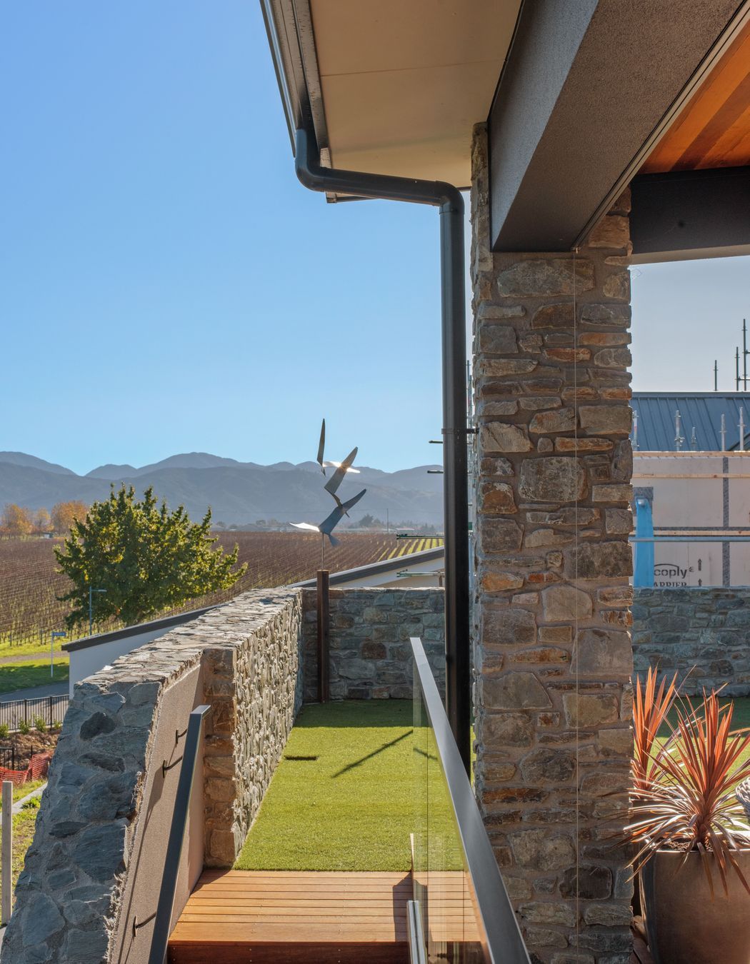 Golf View Close