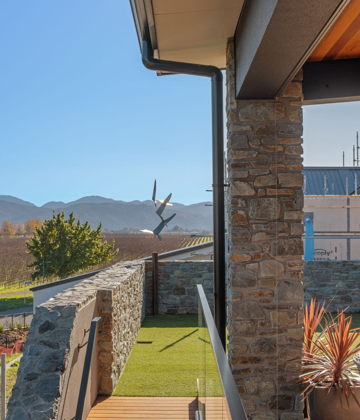 Golf View Close