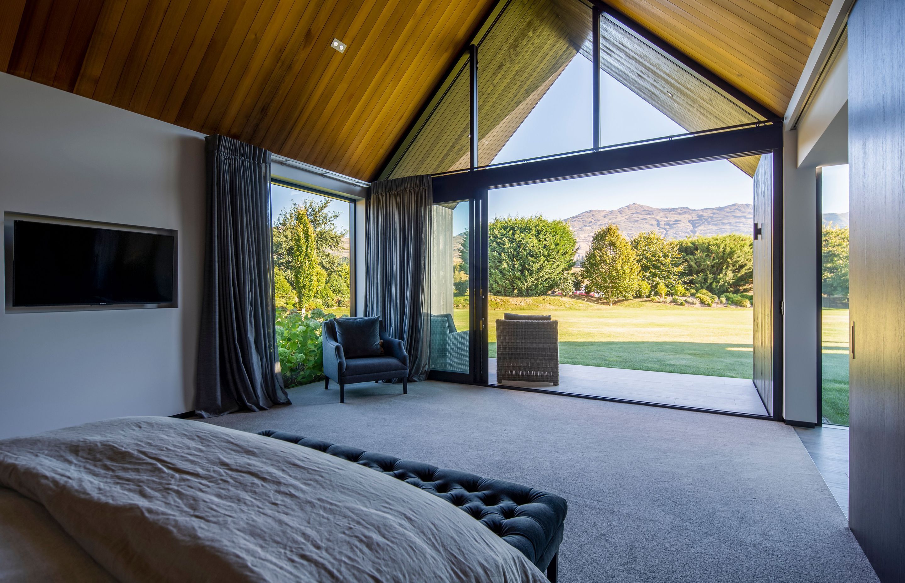Sheppard & Rout | Domain Road, Queenstown