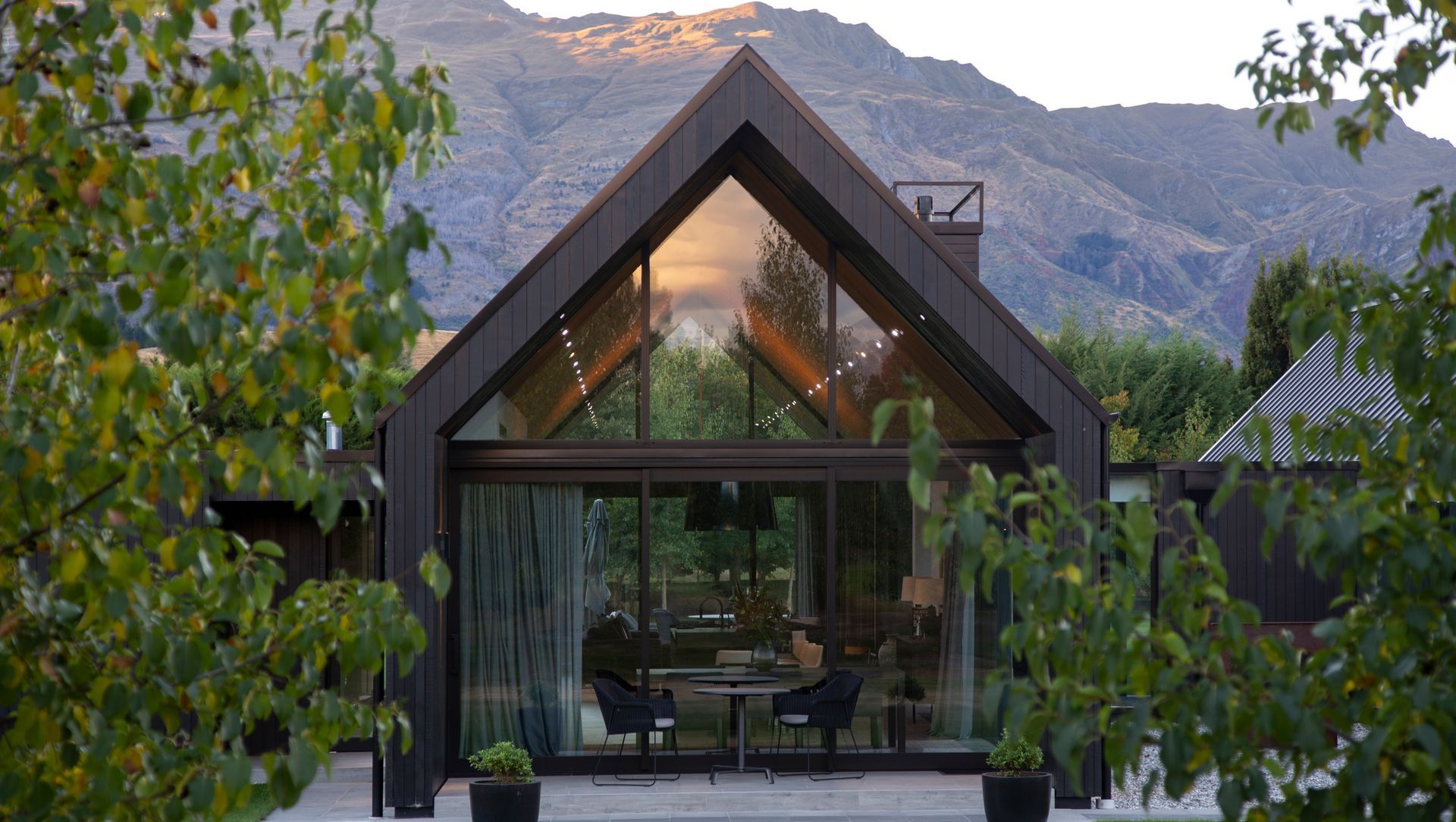 Sheppard & Rout | Domain Road, Queenstown banner