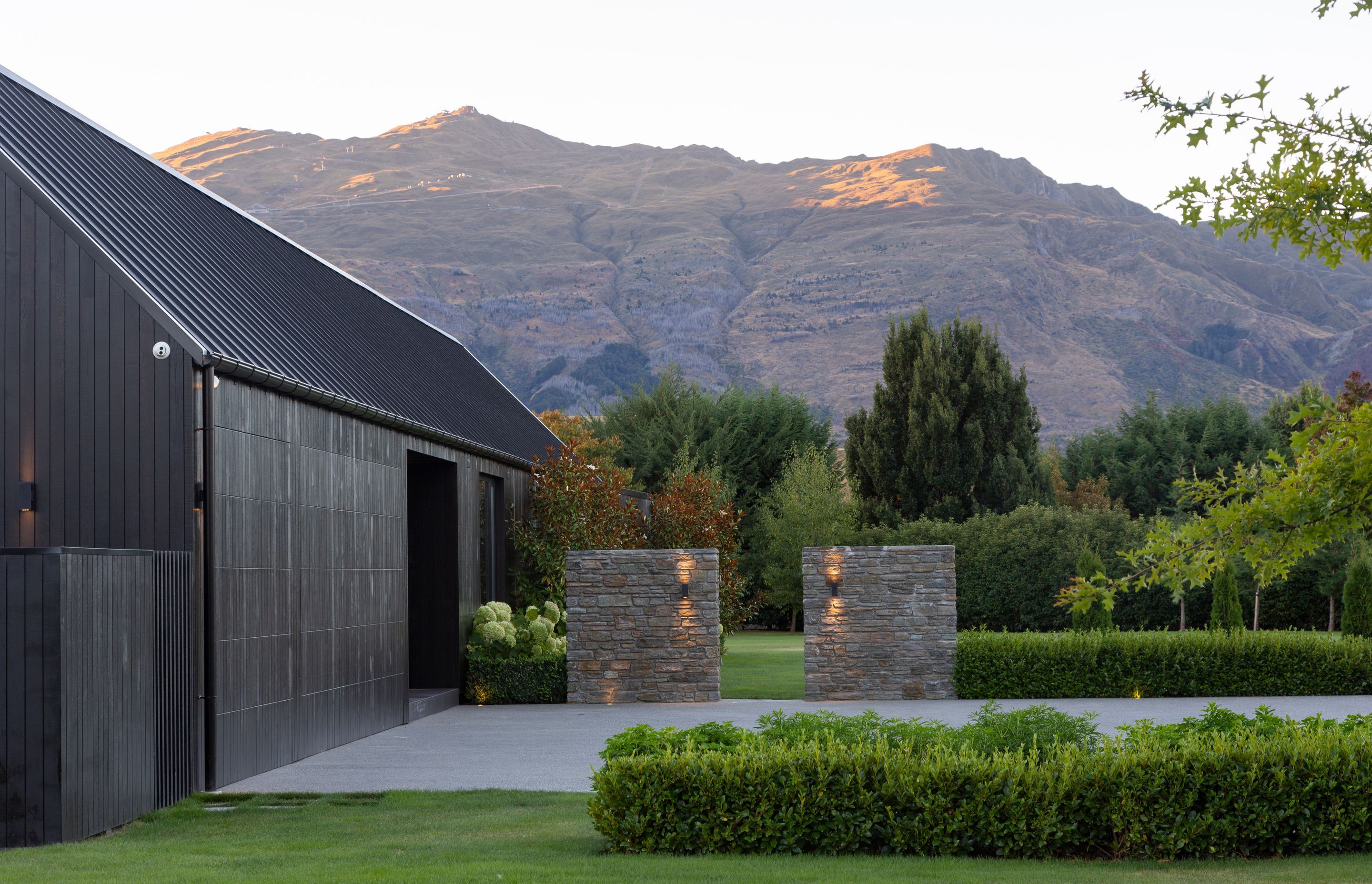 Sheppard & Rout | Domain Road, Queenstown
