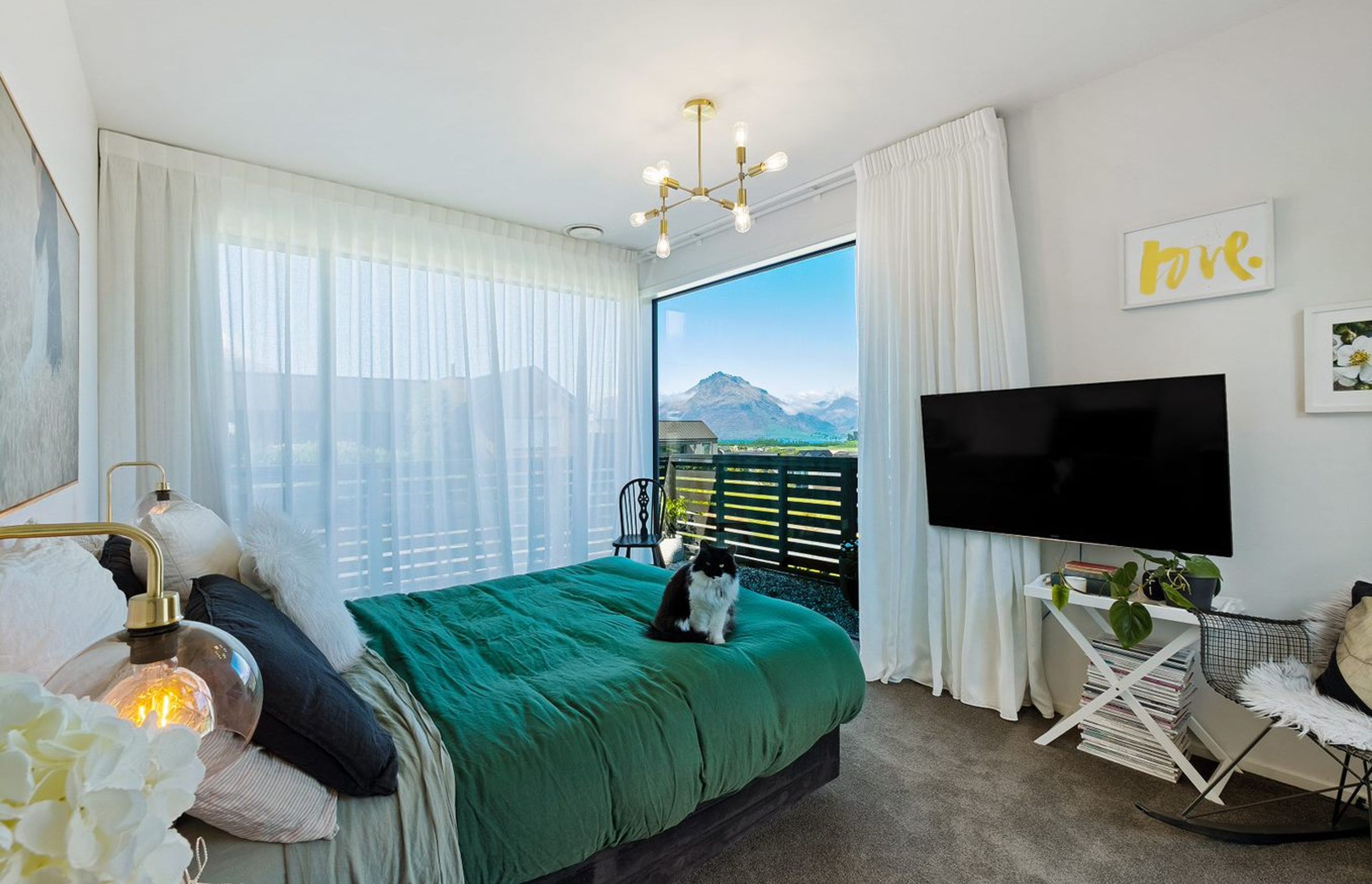32 Falconer, Jacks Point