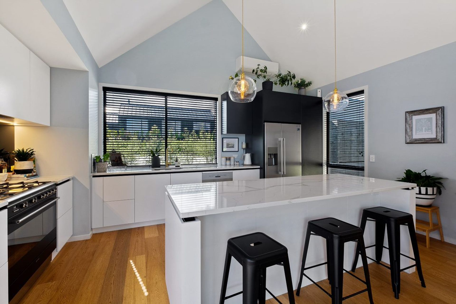 32 Falconer, Jacks Point