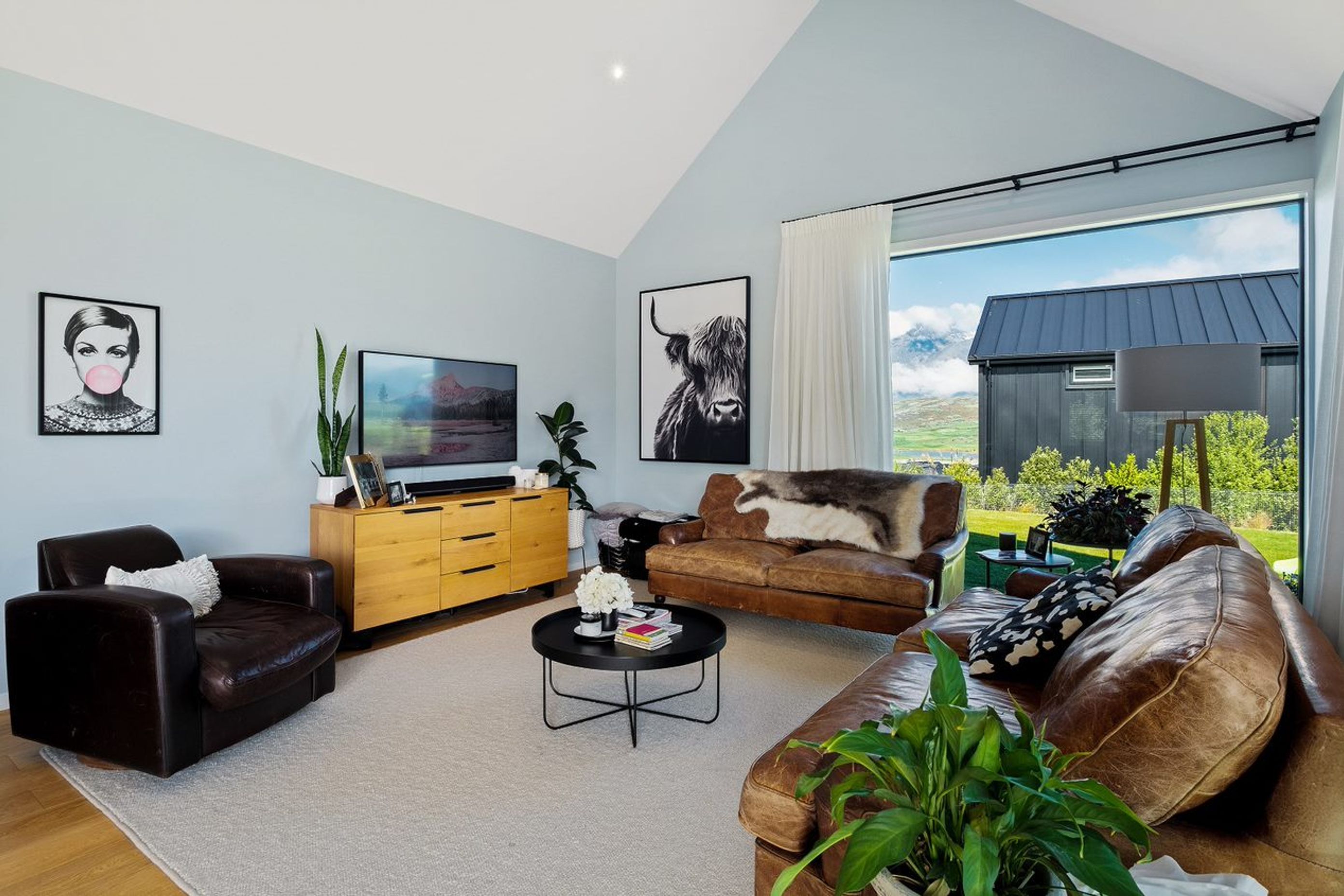 32 Falconer, Jacks Point 