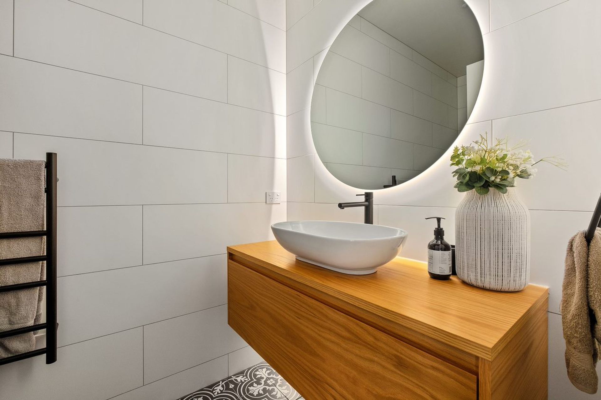 32 Falconer, Jacks Point