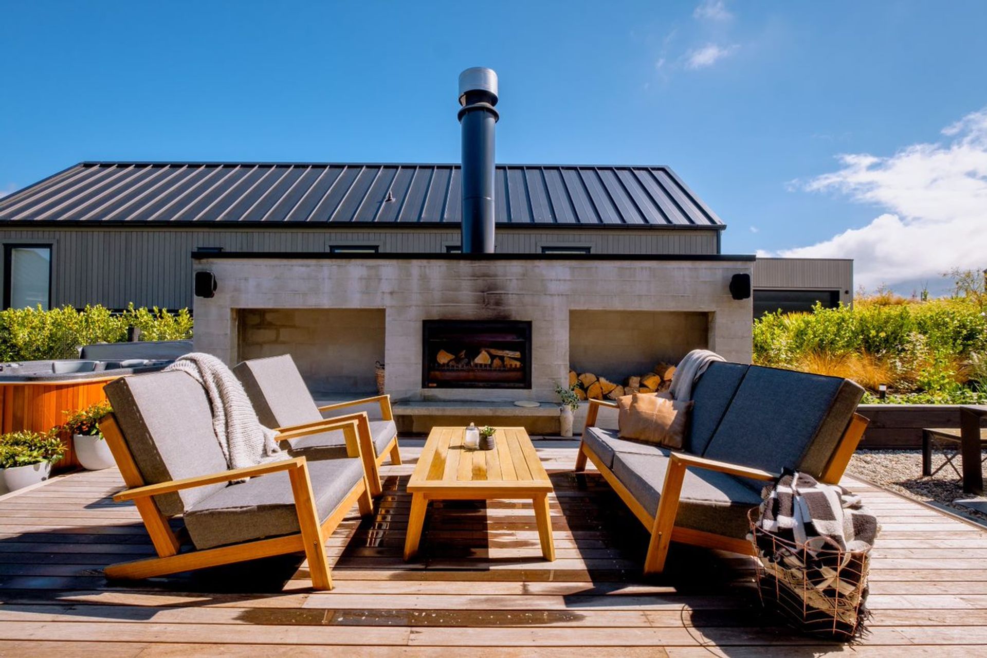 32 Falconer, Jacks Point