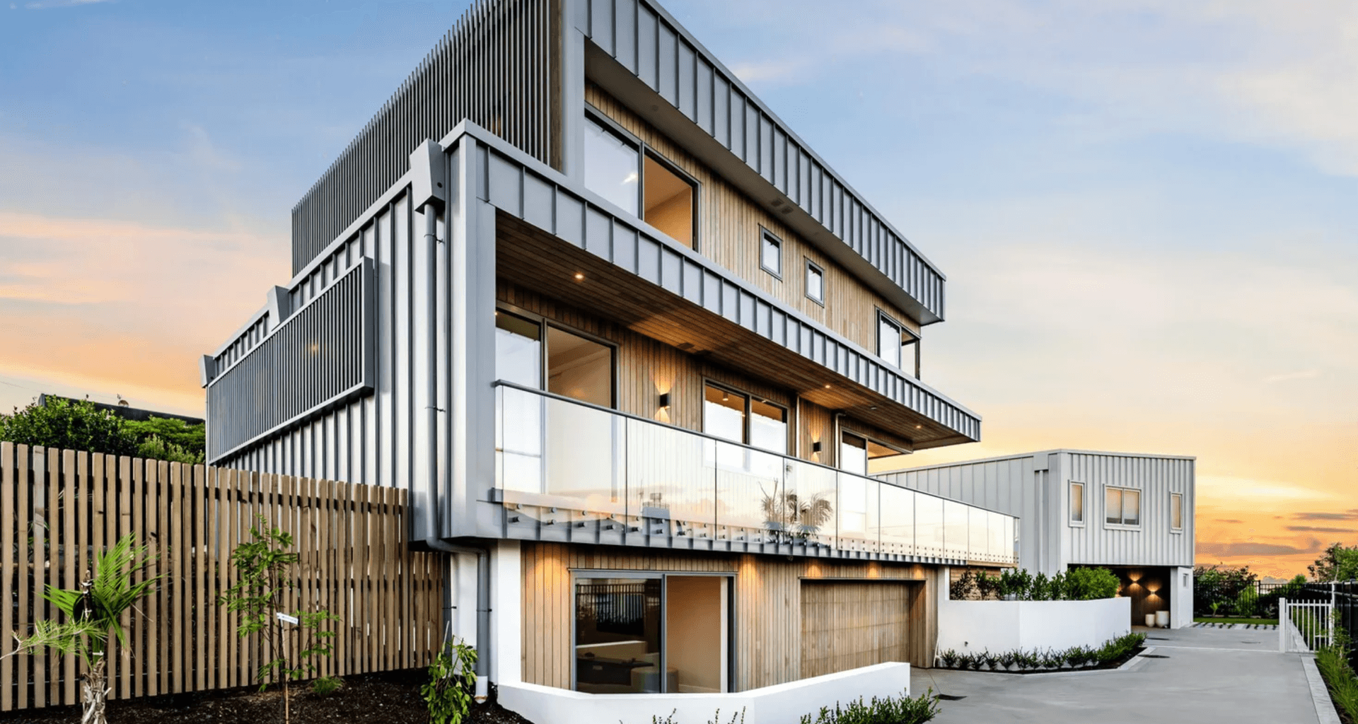 West Tamaki Duo - Spanlok Roofing & Cladding - Colorsteel banner