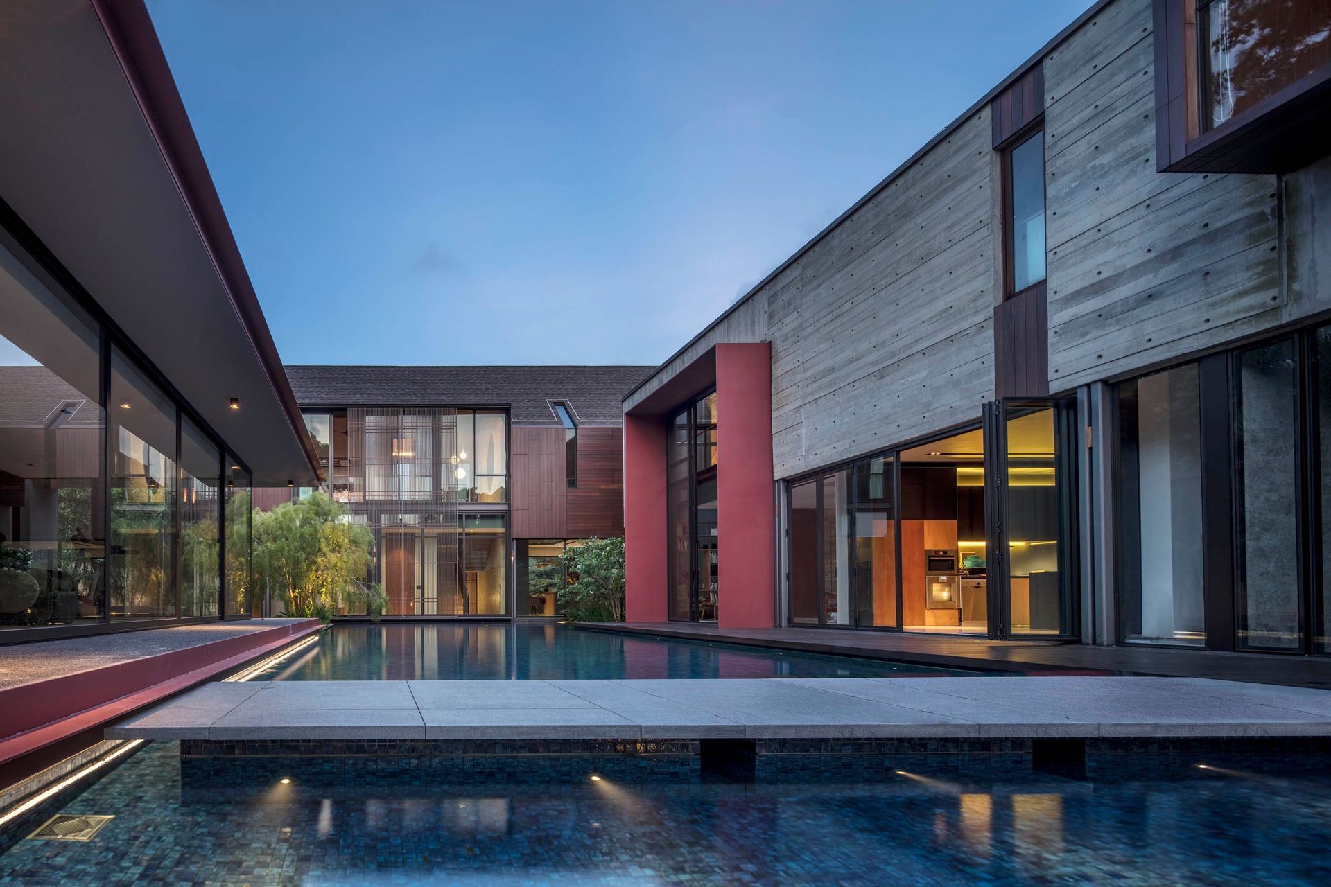 39Belmont2119-HDR.jpg