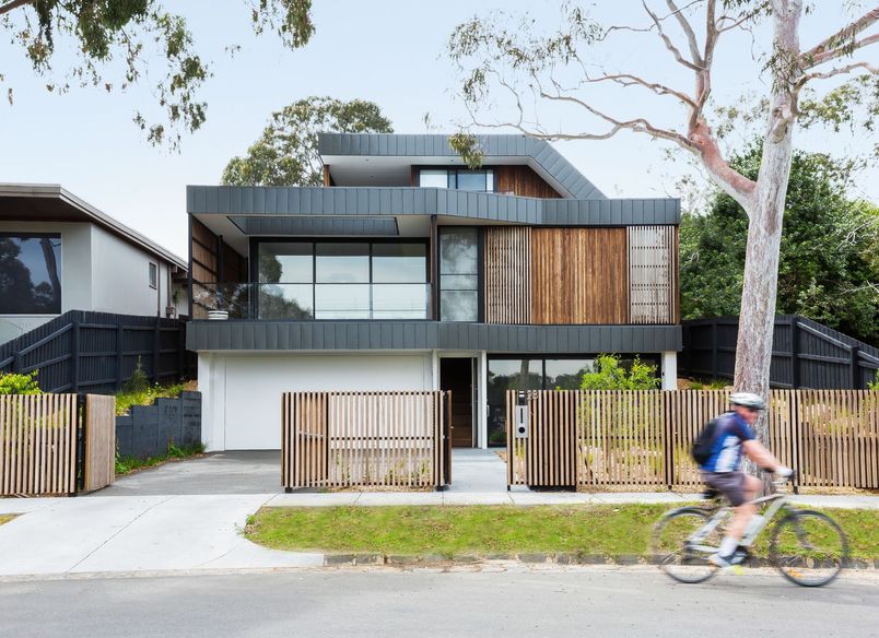 Kew East House